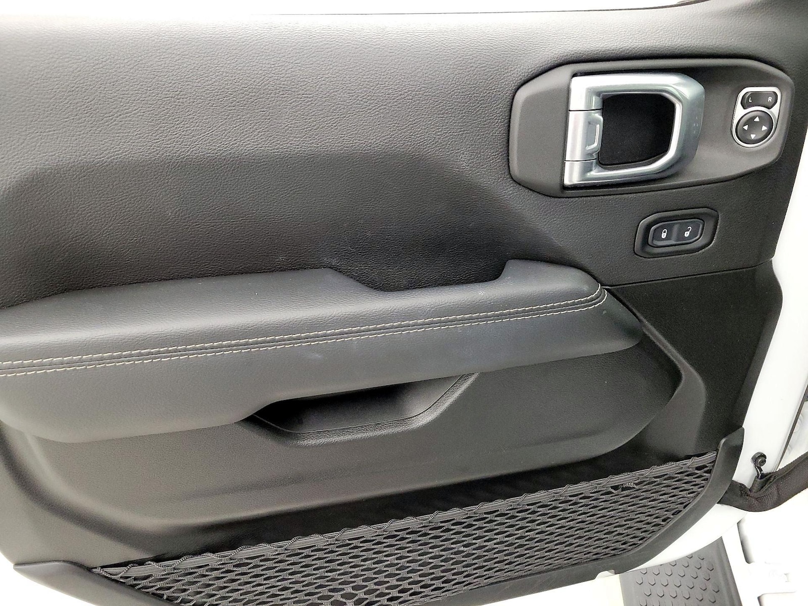 2023 Jeep Wrangler 4xe Sahara 4XE - Photo 13