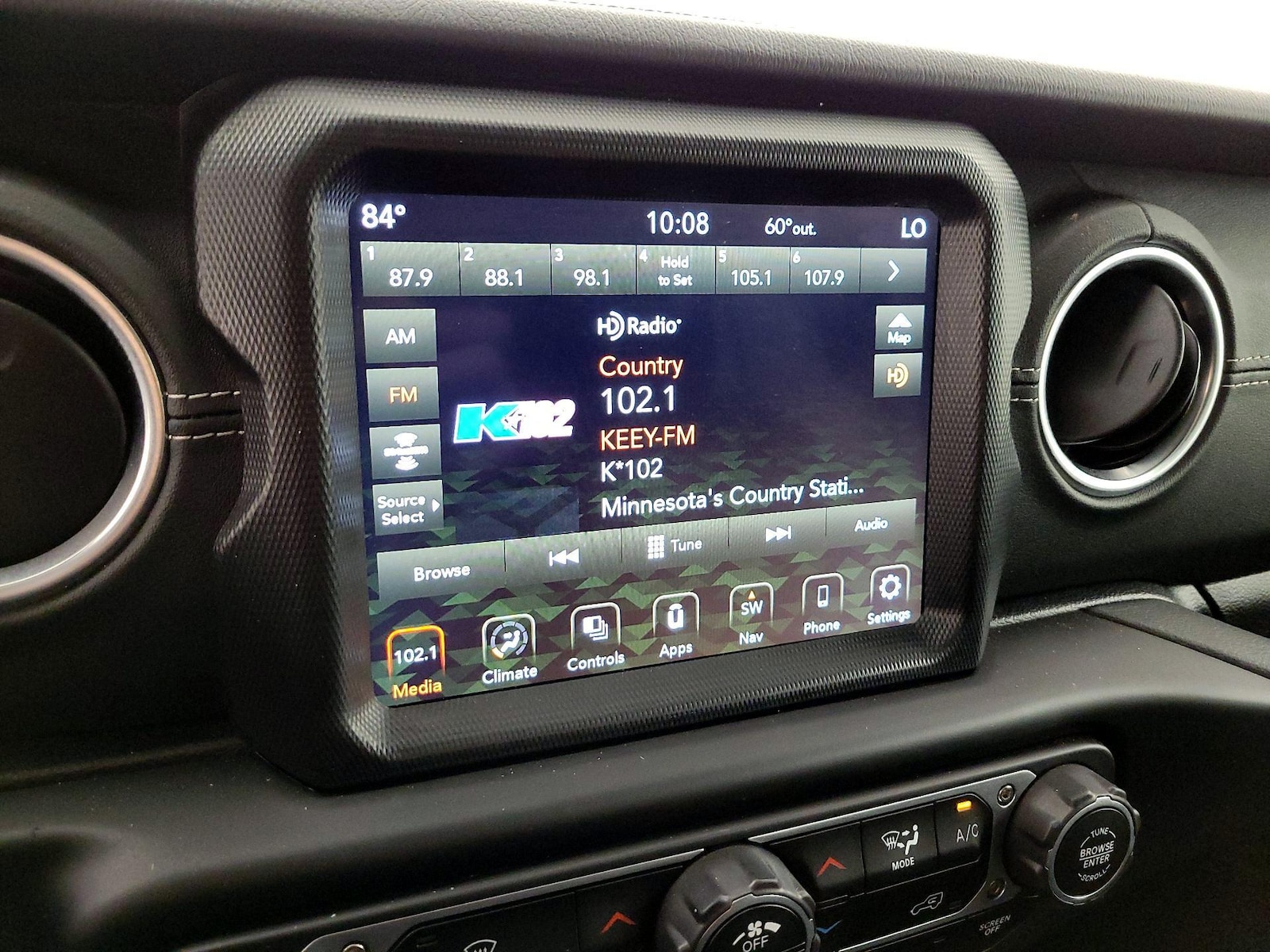 2023 Jeep Wrangler 4xe Sahara 4XE - Photo 17