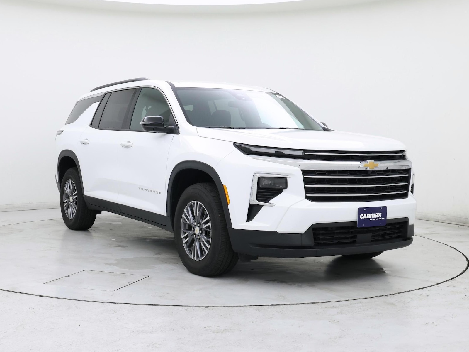 2026 Chevrolet Traverse LT - Photo 2