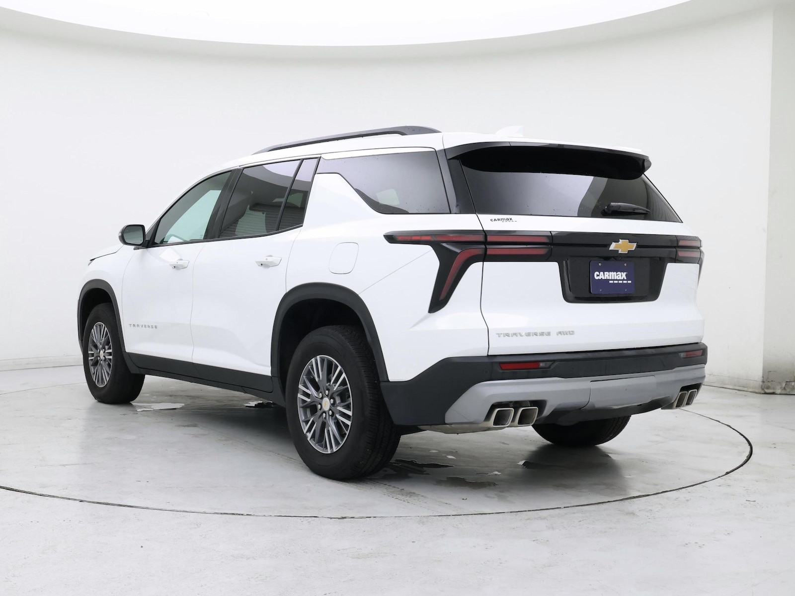 2026 Chevrolet Traverse LT - Photo 3