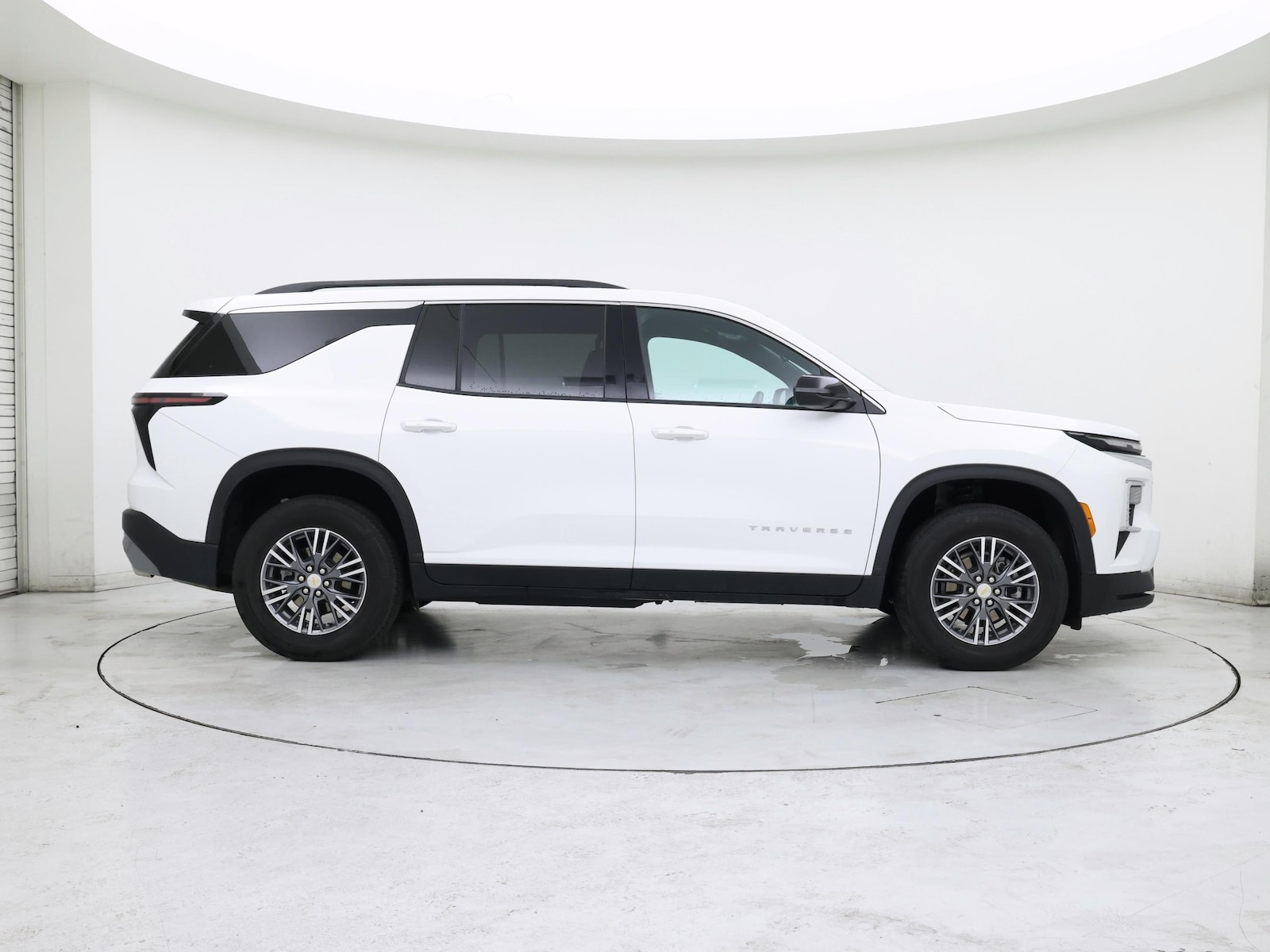 2026 Chevrolet Traverse LT - Photo 8