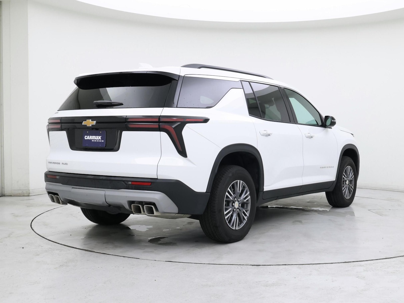 2026 Chevrolet Traverse LT - Photo 9