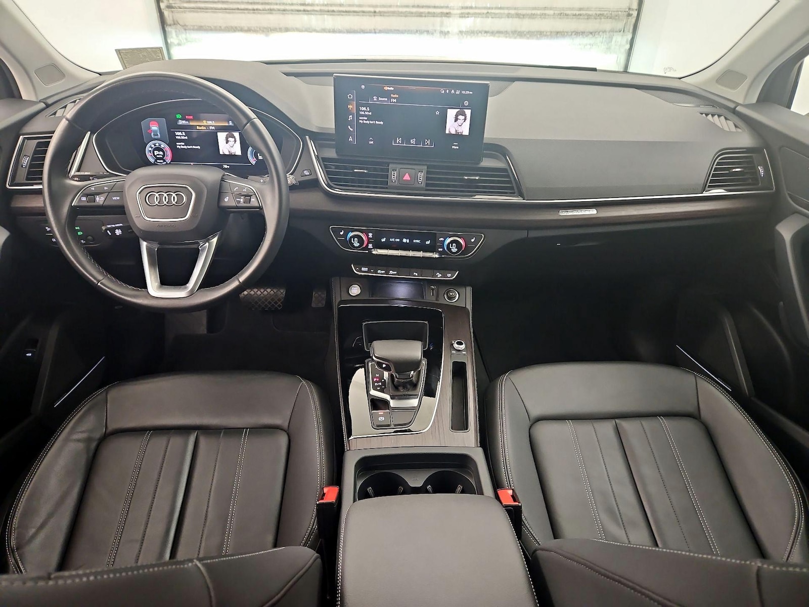 Apple CarPlay® & Android Auto™