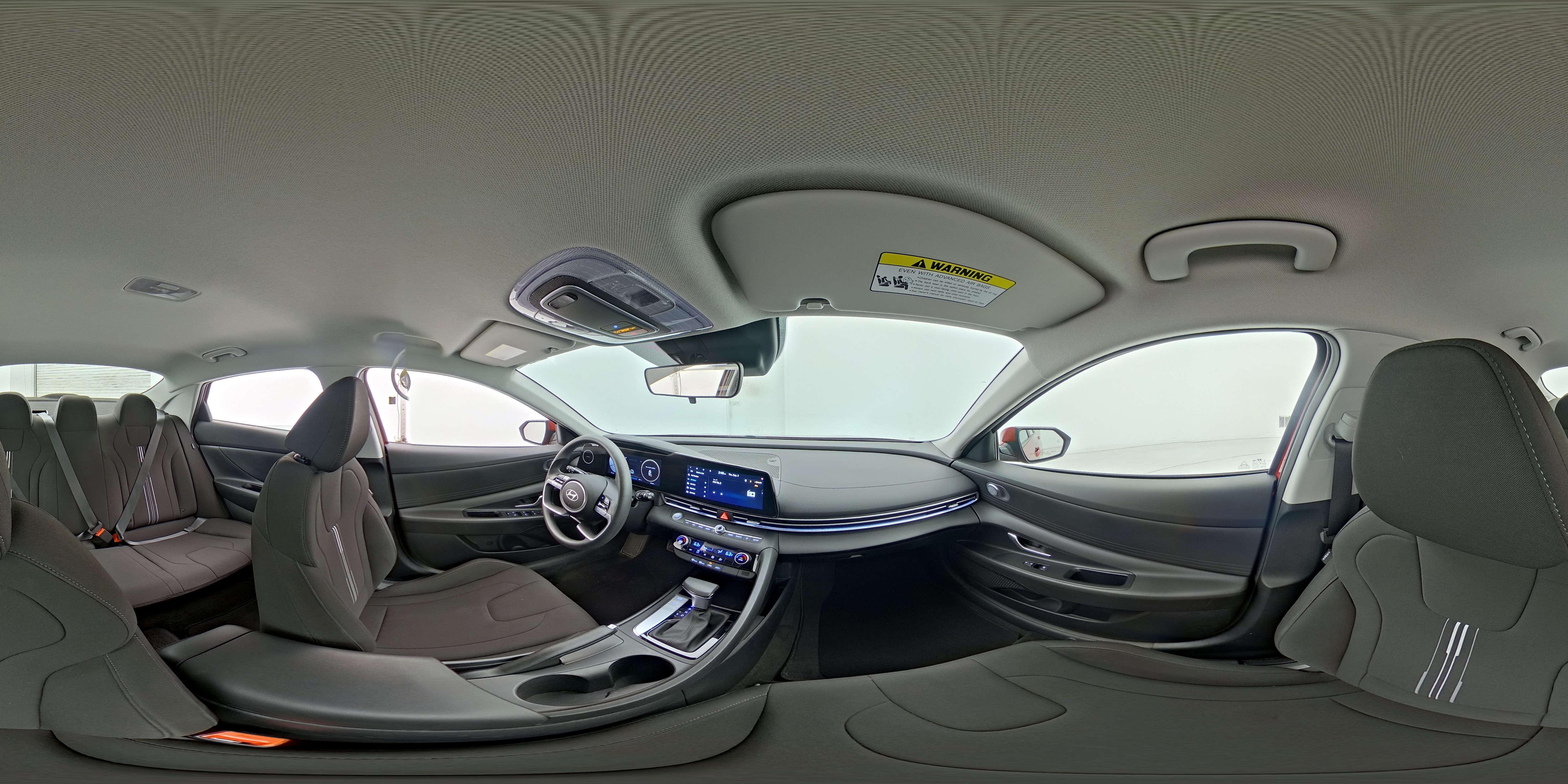 2024 Hyundai Elantra SEL - Photo 22