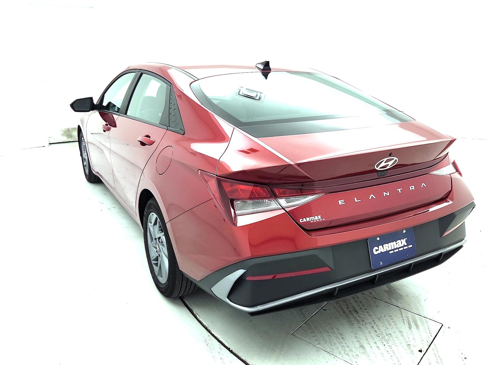 2024 Hyundai Elantra SEL - Photo 7
