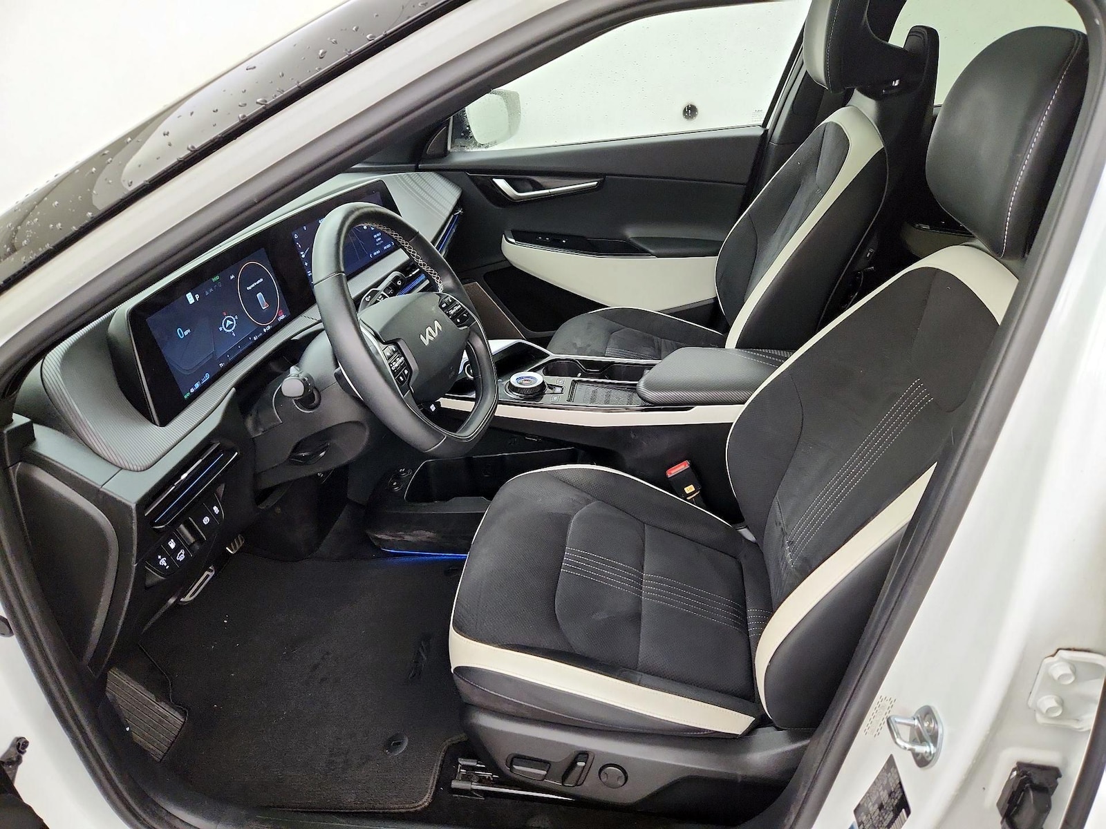 2024 Kia EV6 GT-Line - Photo 12