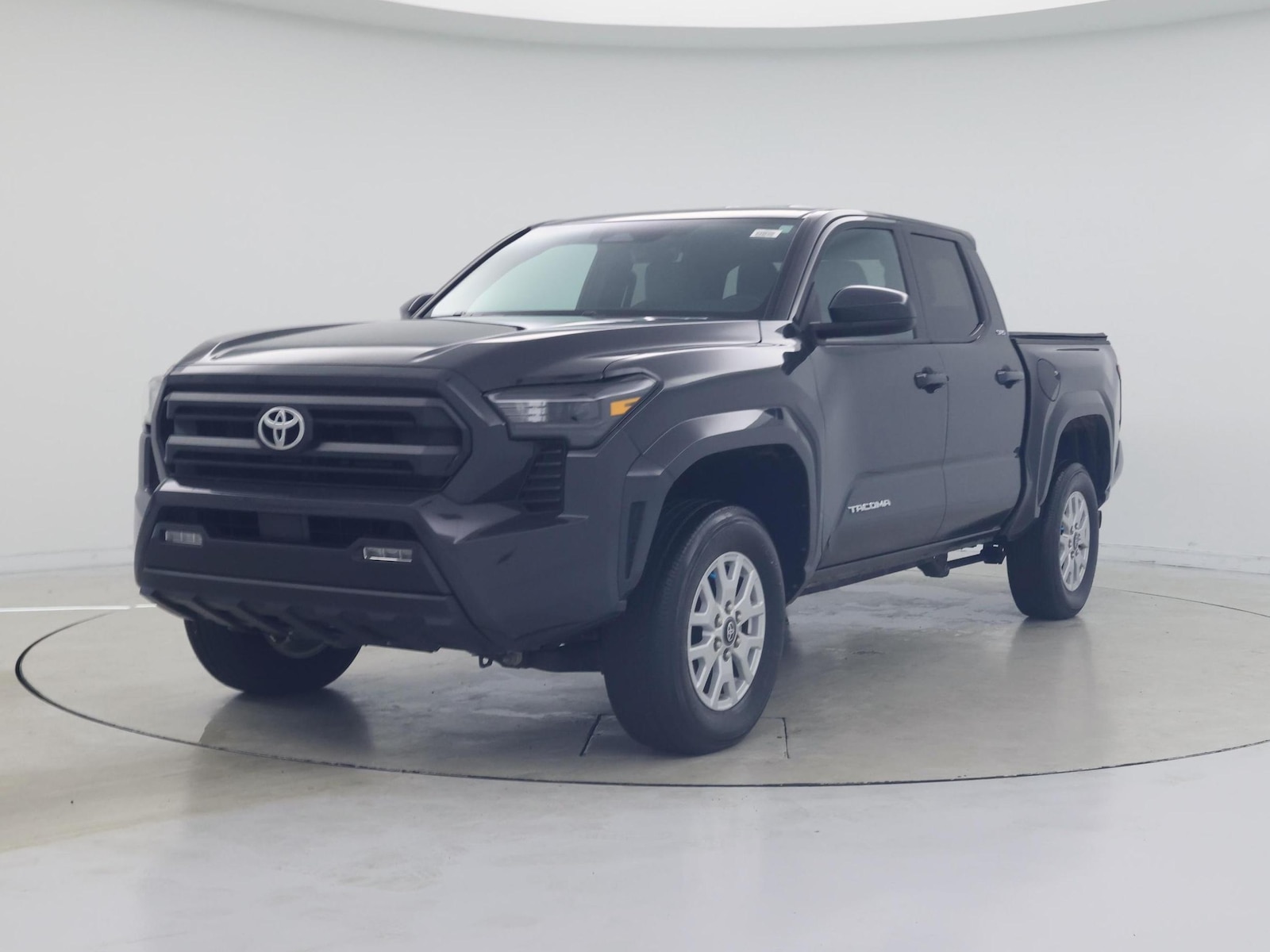 2026 Toyota Tacoma SR5 - Photo 5