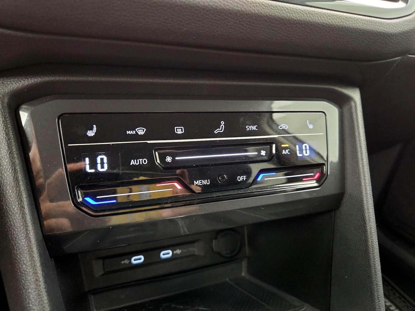 2023 Volkswagen Tiguan SE - Photo 15
