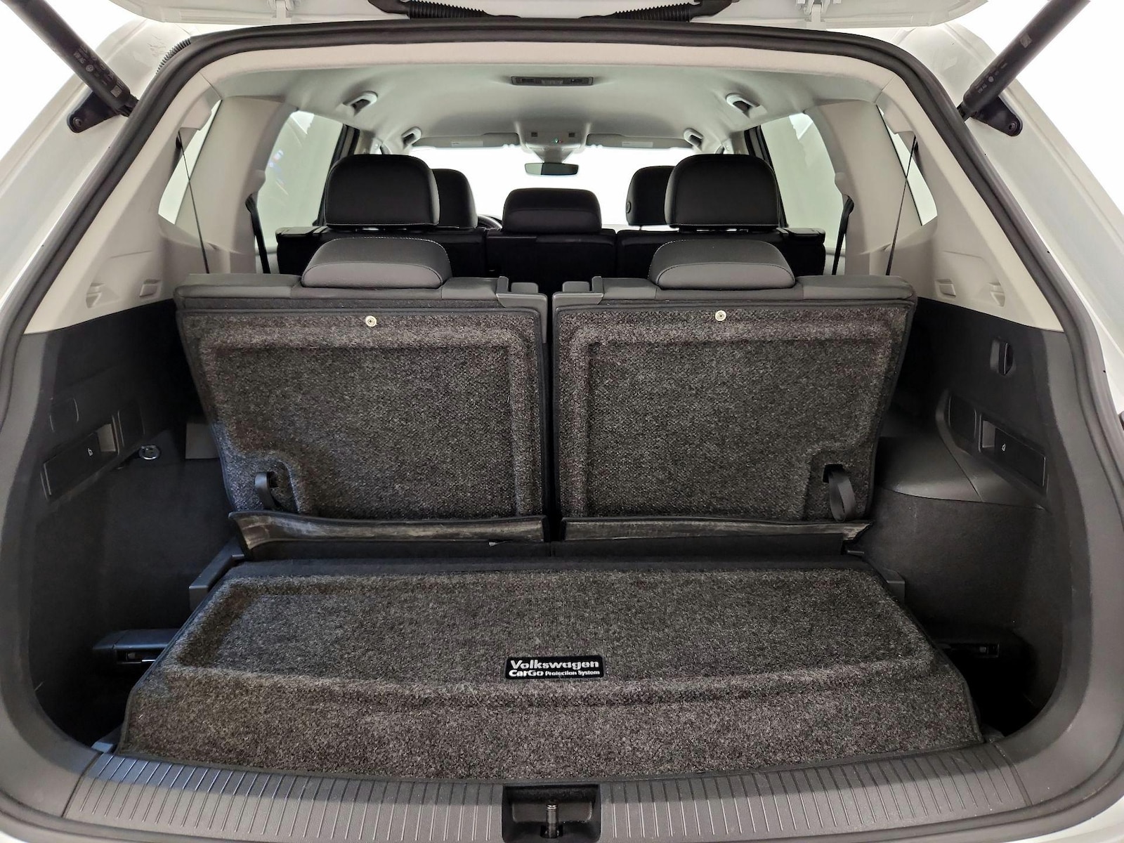 2023 Volkswagen Tiguan SE - Photo 20