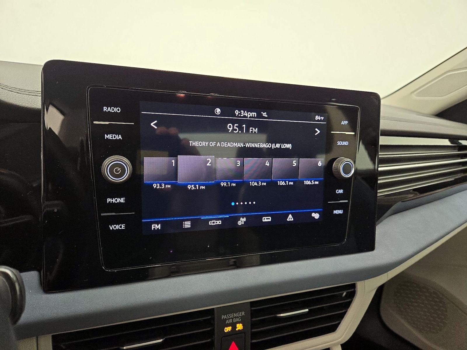 2026 Volkswagen Jetta SE - Photo 16