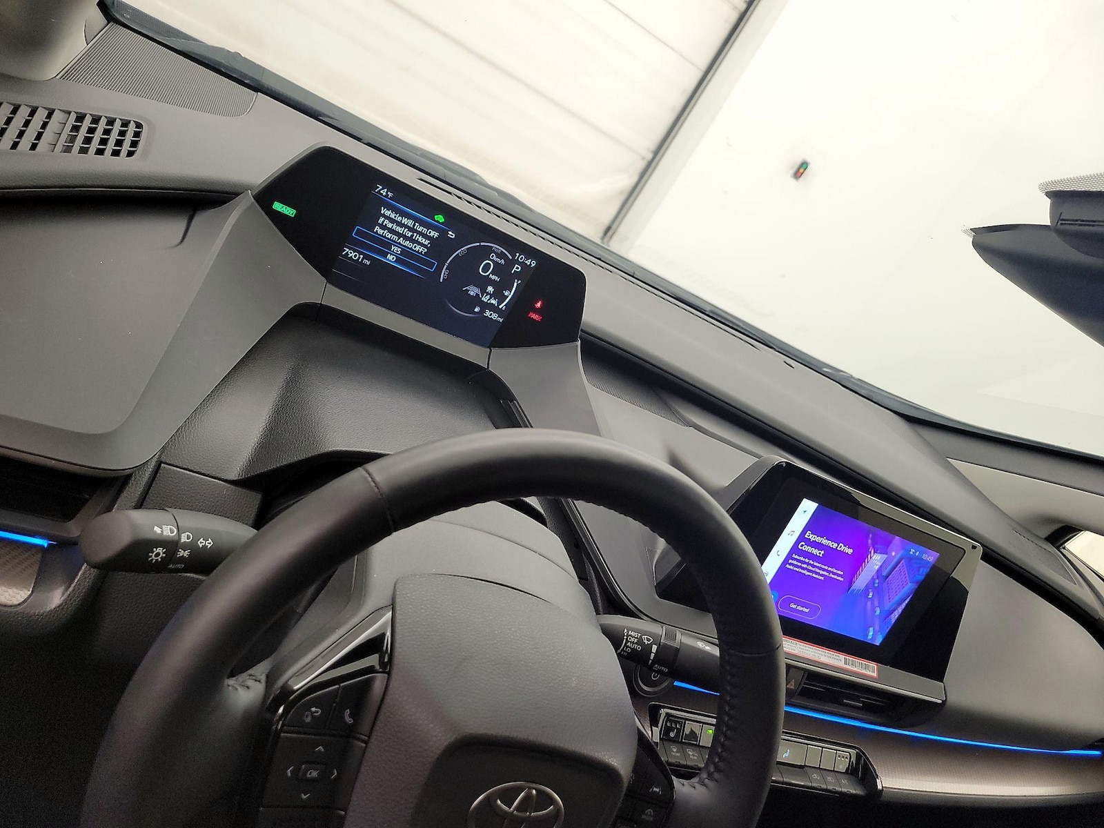 2026 Toyota Prius XLE - Photo 10