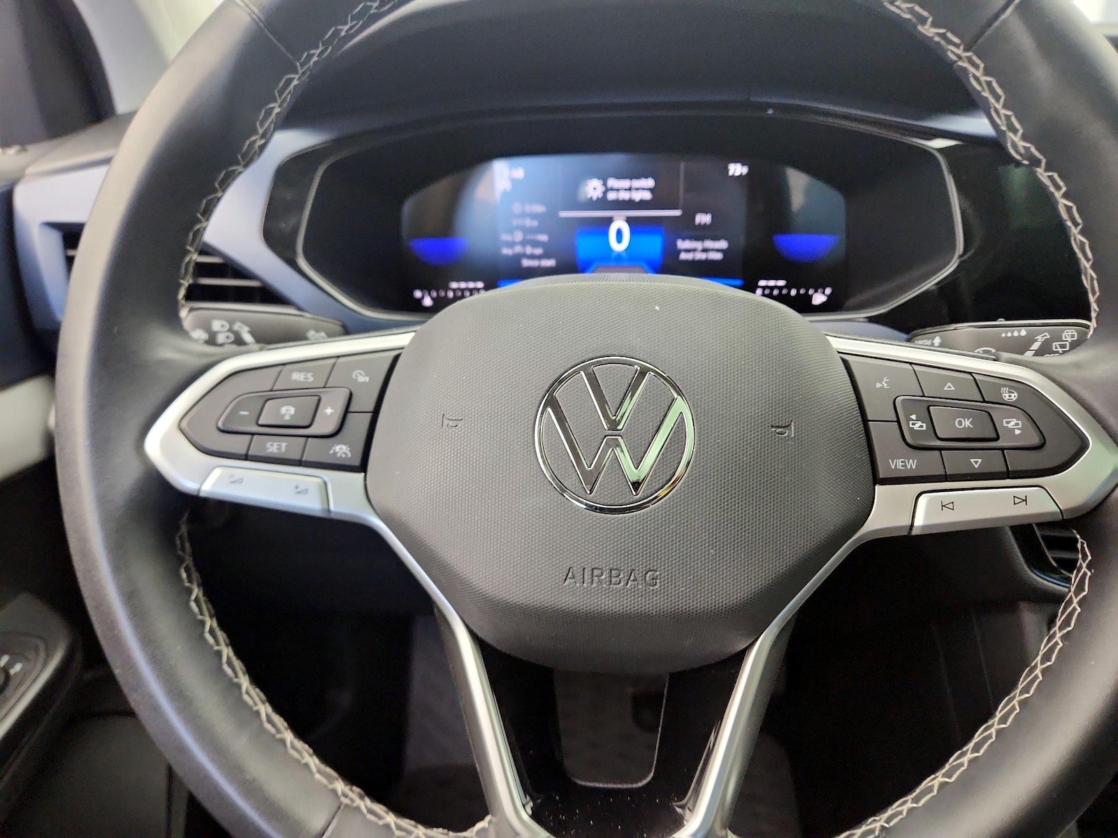 2023 Volkswagen Taos SE - Photo 11