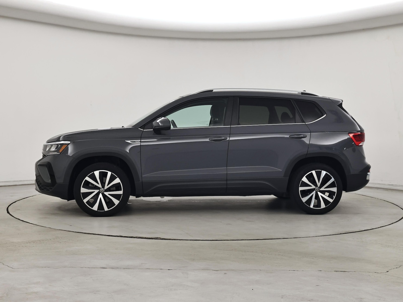 2023 Volkswagen Taos SE - Photo 4
