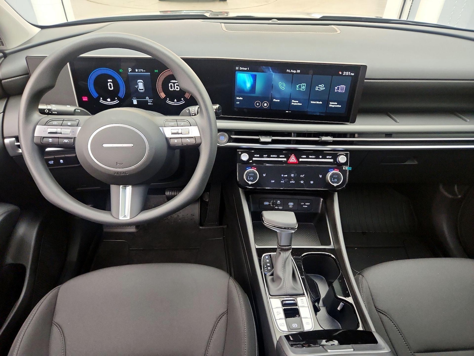 Apple CarPlay® & Android Auto™