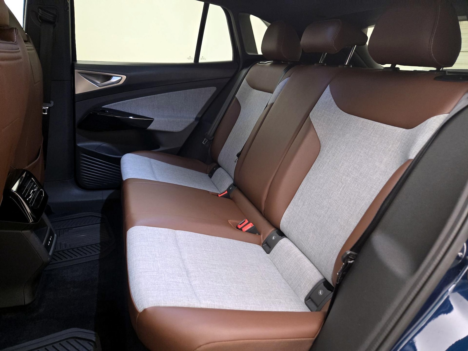 2023 Volkswagen ID.4 STANDARD - Photo 21
