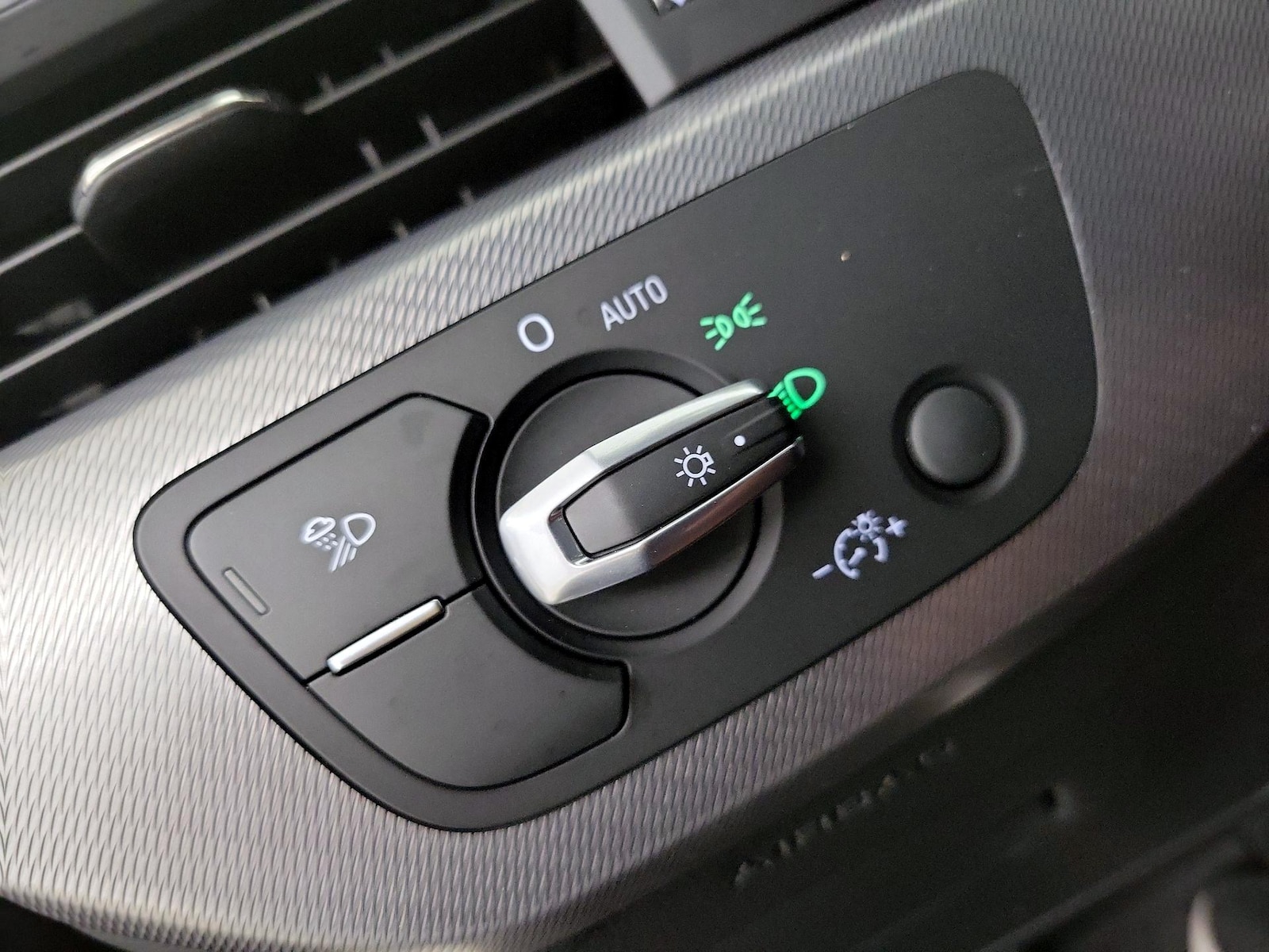 2023 Audi A4 Premium Plus - Photo 14