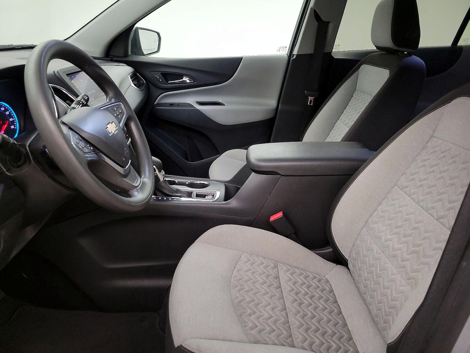 2023 Chevrolet Equinox LT - Photo 11