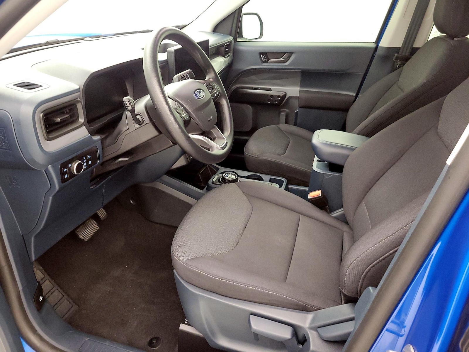 2025 Ford Maverick XL - Photo 12