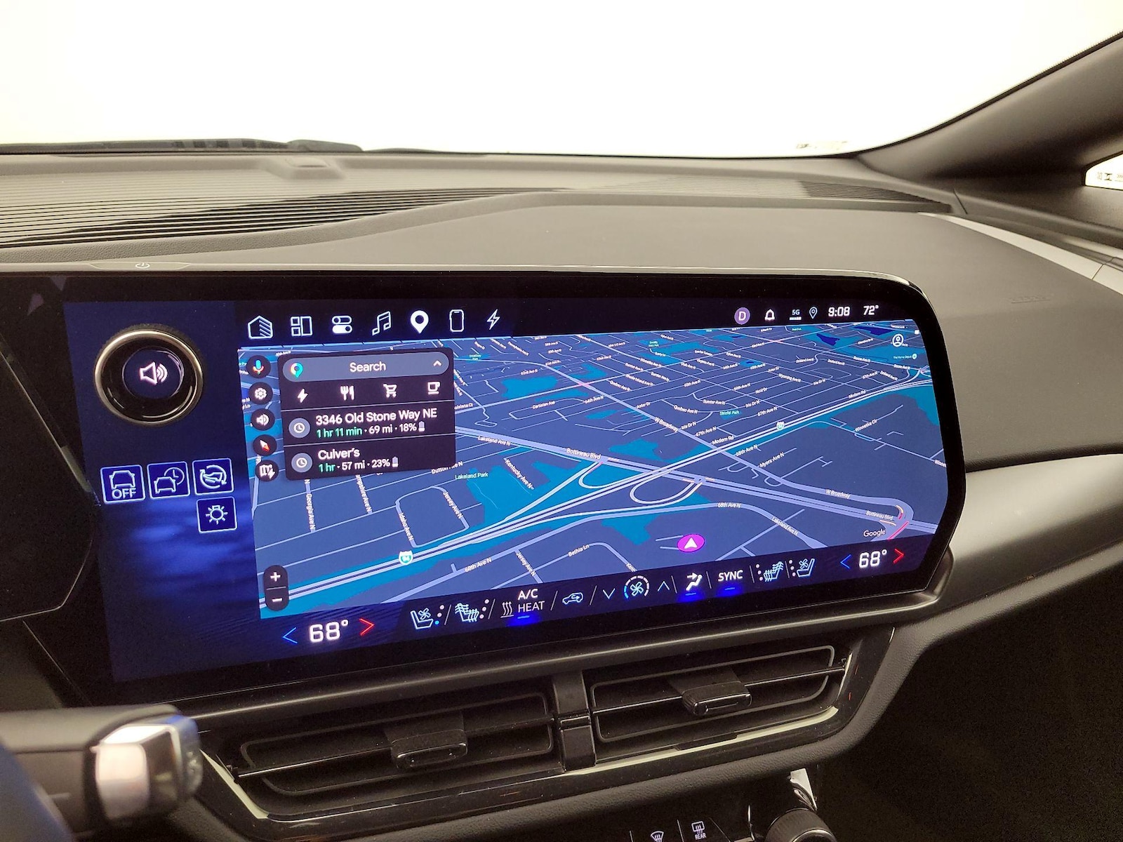 2024 Chevrolet Equinox EV RS - Photo 15