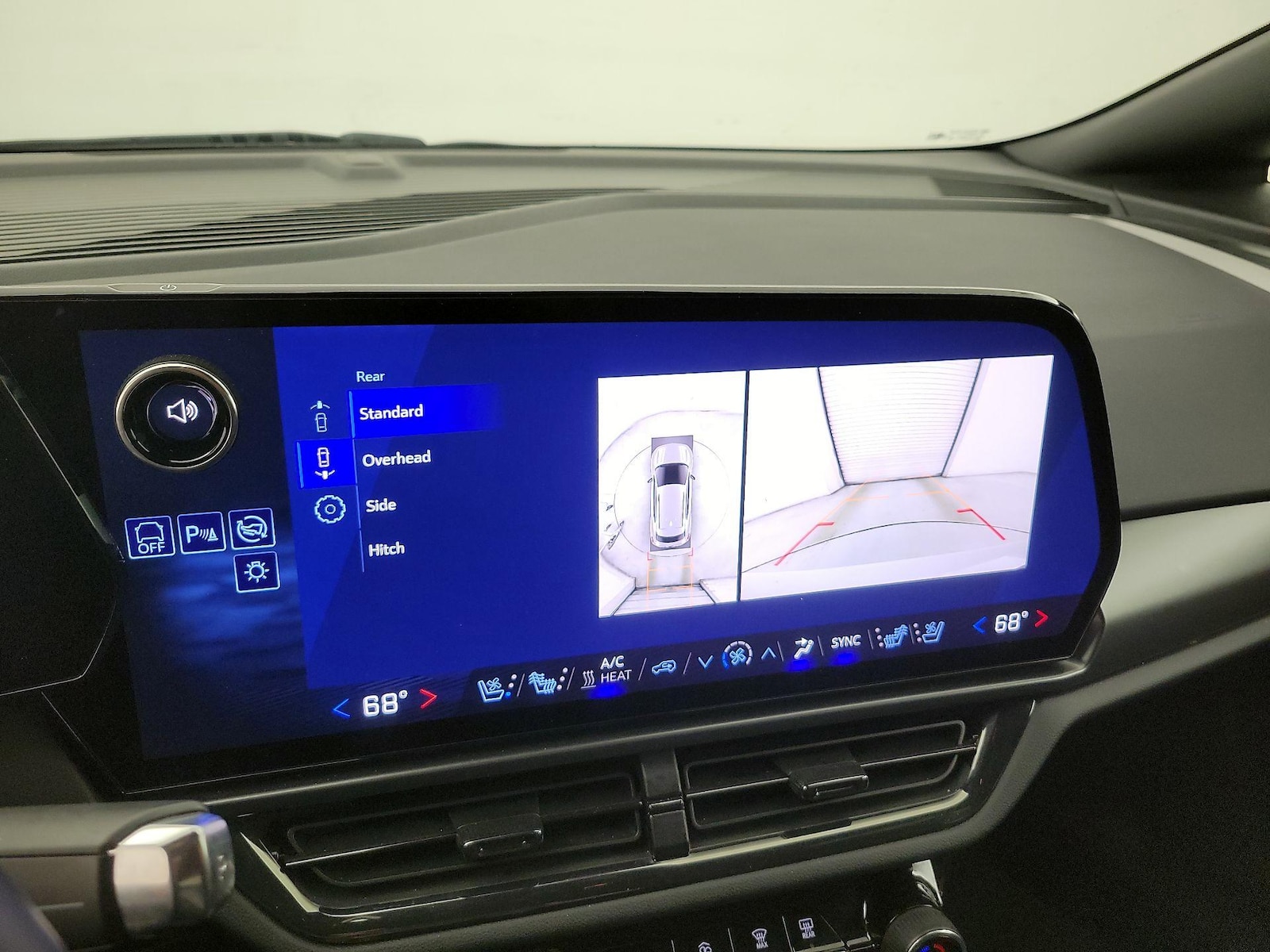 2024 Chevrolet Equinox EV RS - Photo 16