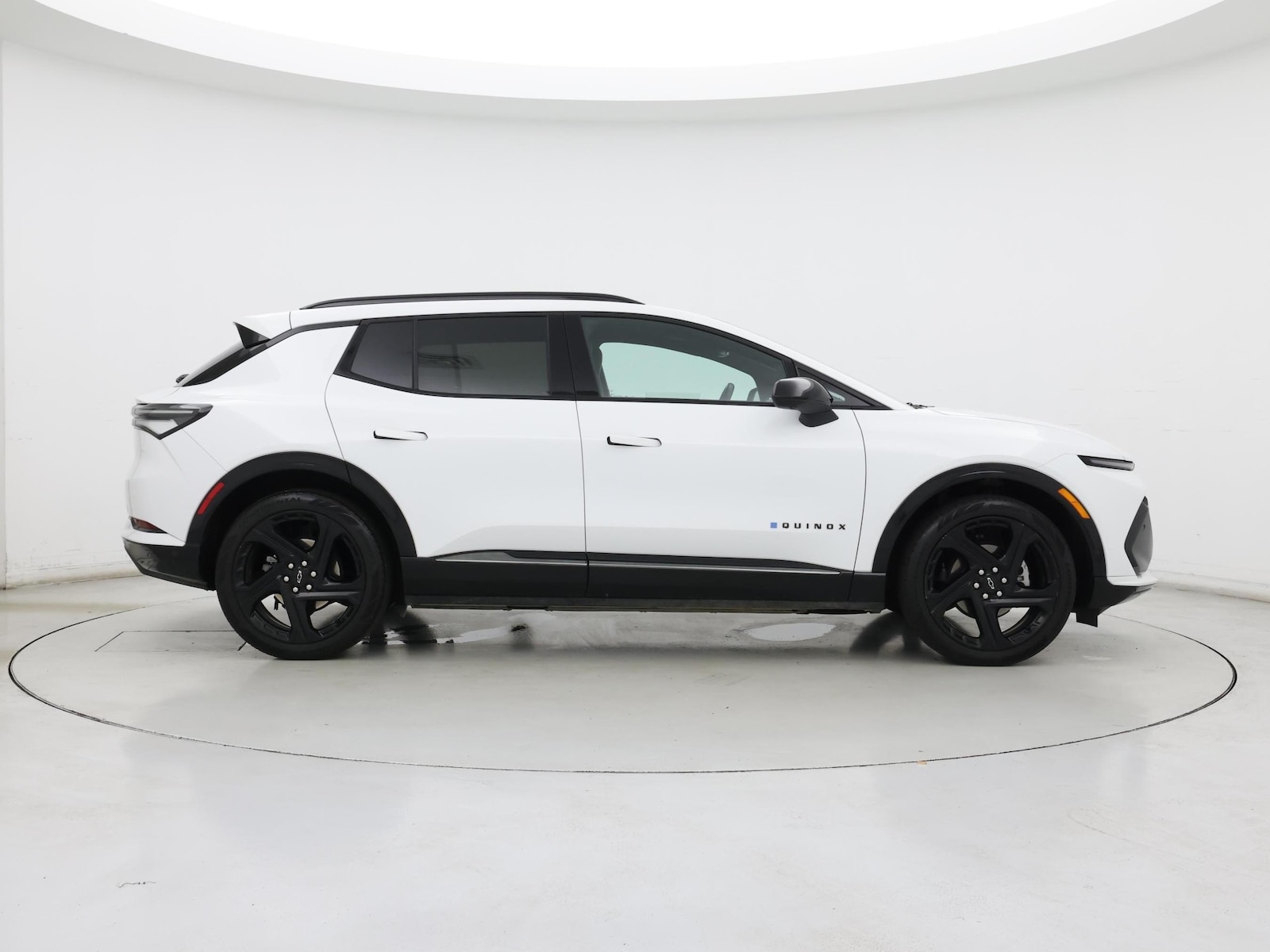 2024 Chevrolet Equinox EV RS - Photo 8