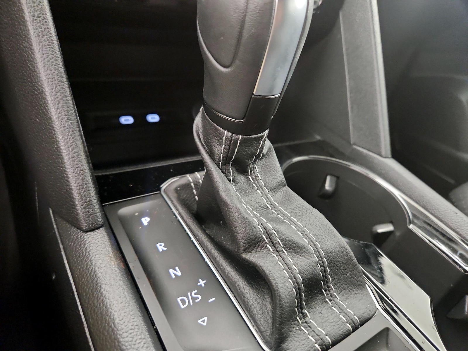 2023 Volkswagen Atlas Cross Sport SE w/Tech - Photo 18
