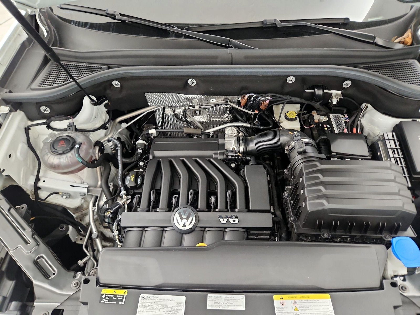 2023 Volkswagen Atlas Cross Sport SE w/Tech - Photo 22
