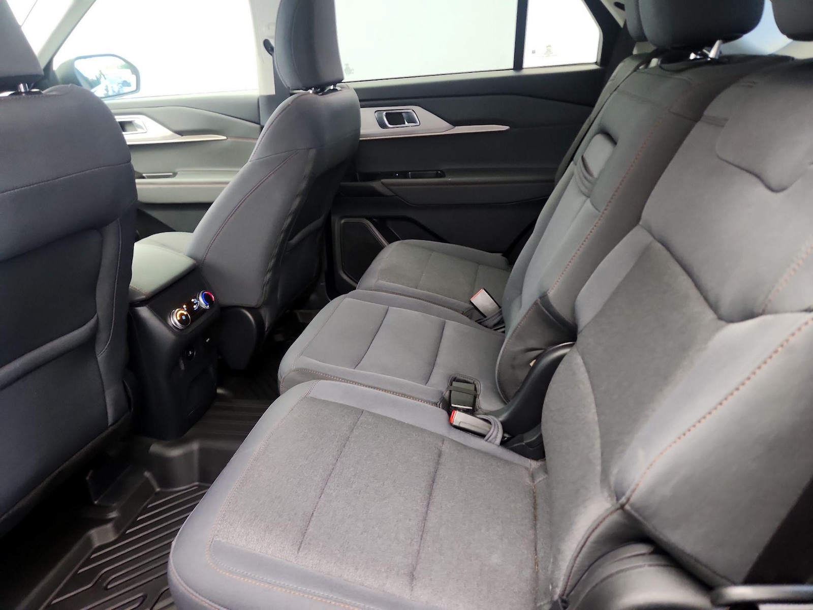 Rear Air Conditioning