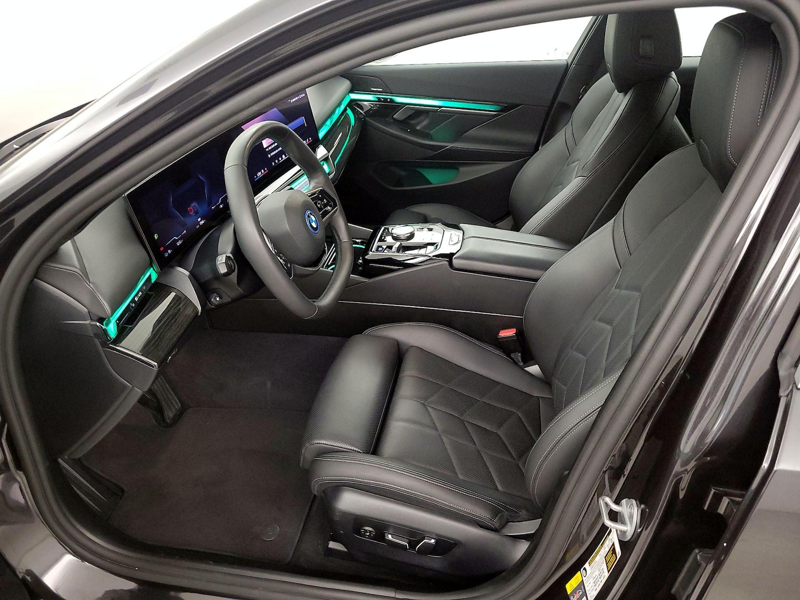 2025 BMW i5 40 - Photo 11