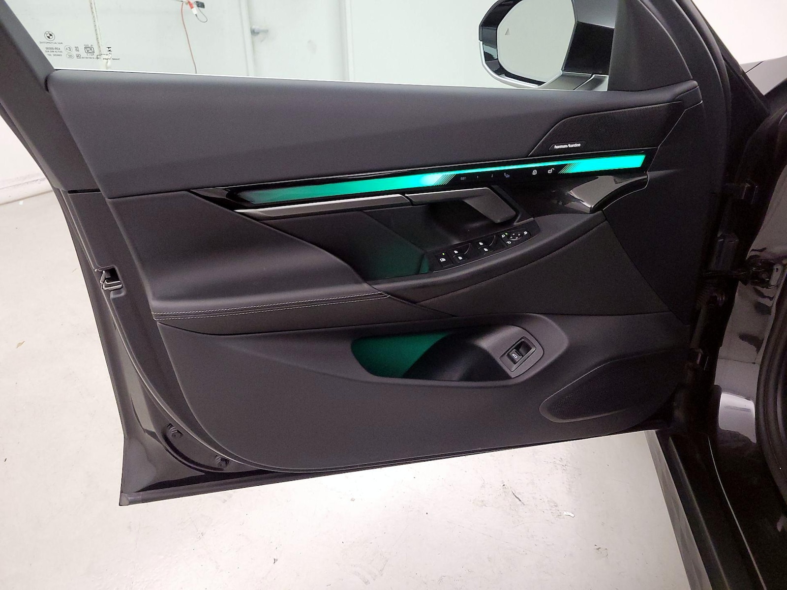 2025 BMW i5 40 - Photo 12