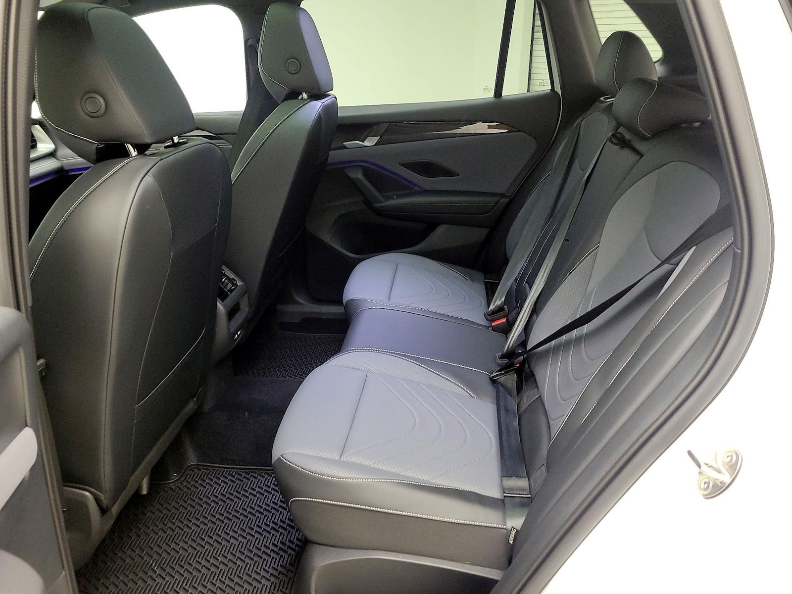 2025 Volkswagen Tiguan SE R-LINE BLACK - Photo 21