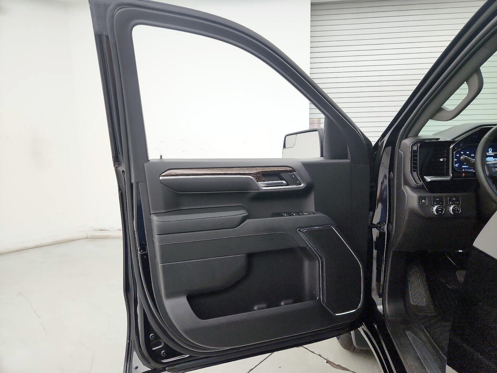 2023 GMC Sierra 1500 Elevation - Photo 11