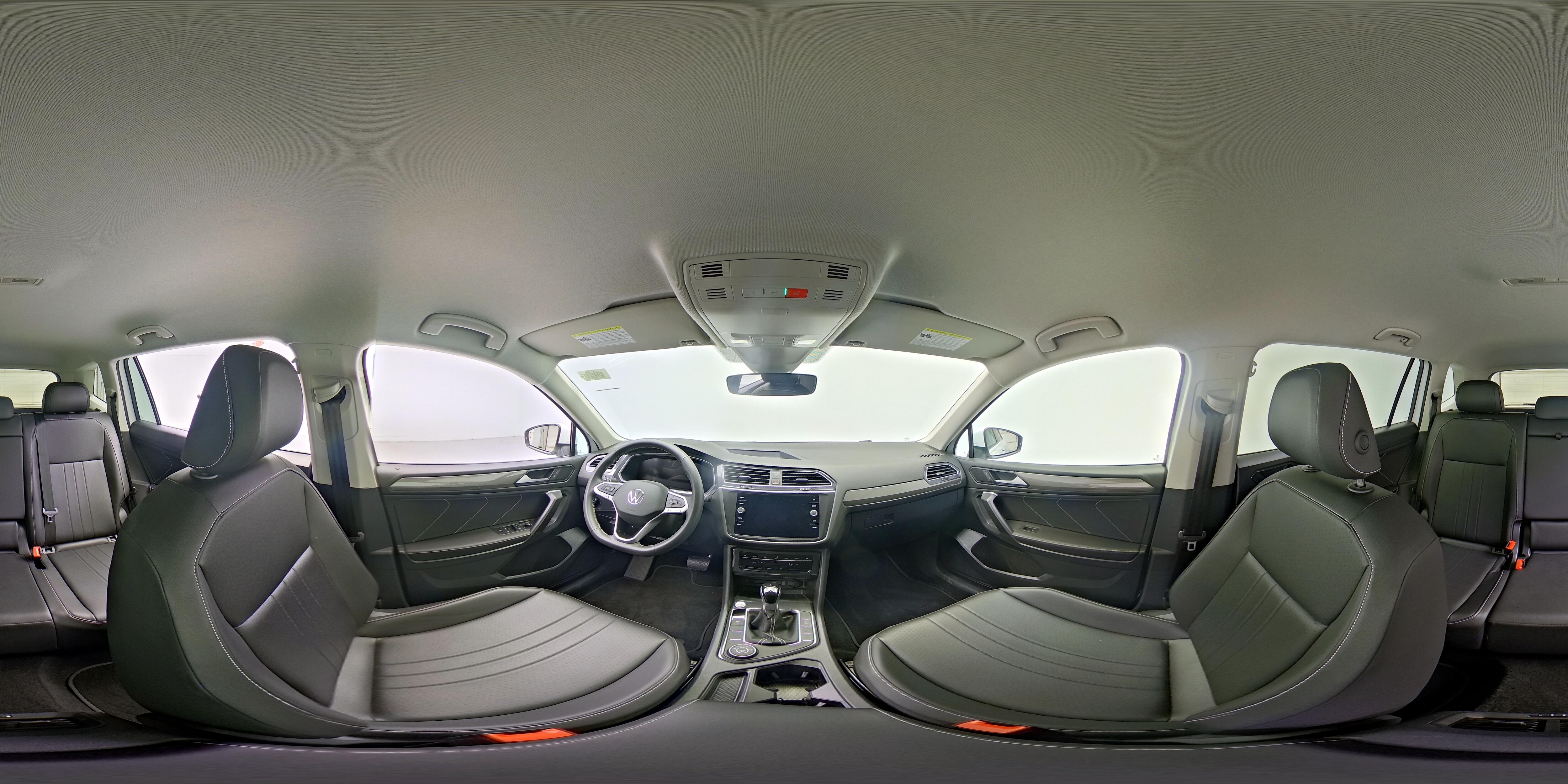 2024 Volkswagen Tiguan SE - Photo 24