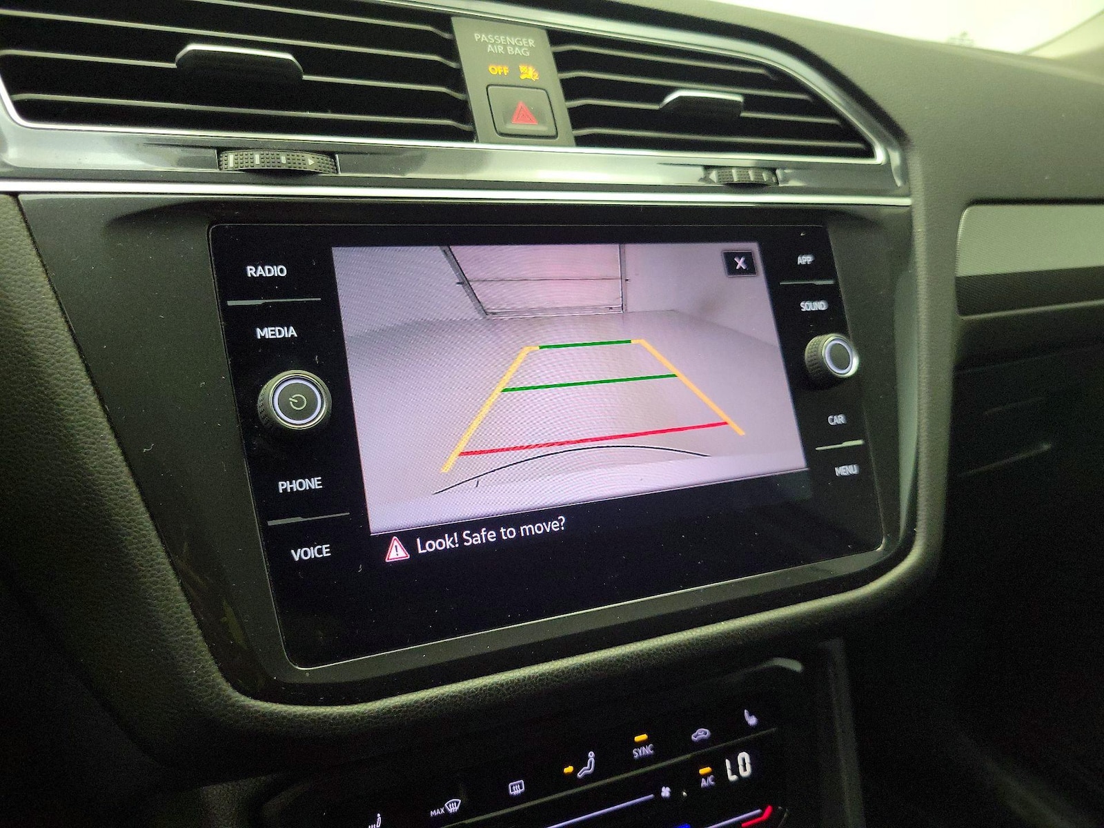 2024 Volkswagen Tiguan SE - Photo 15