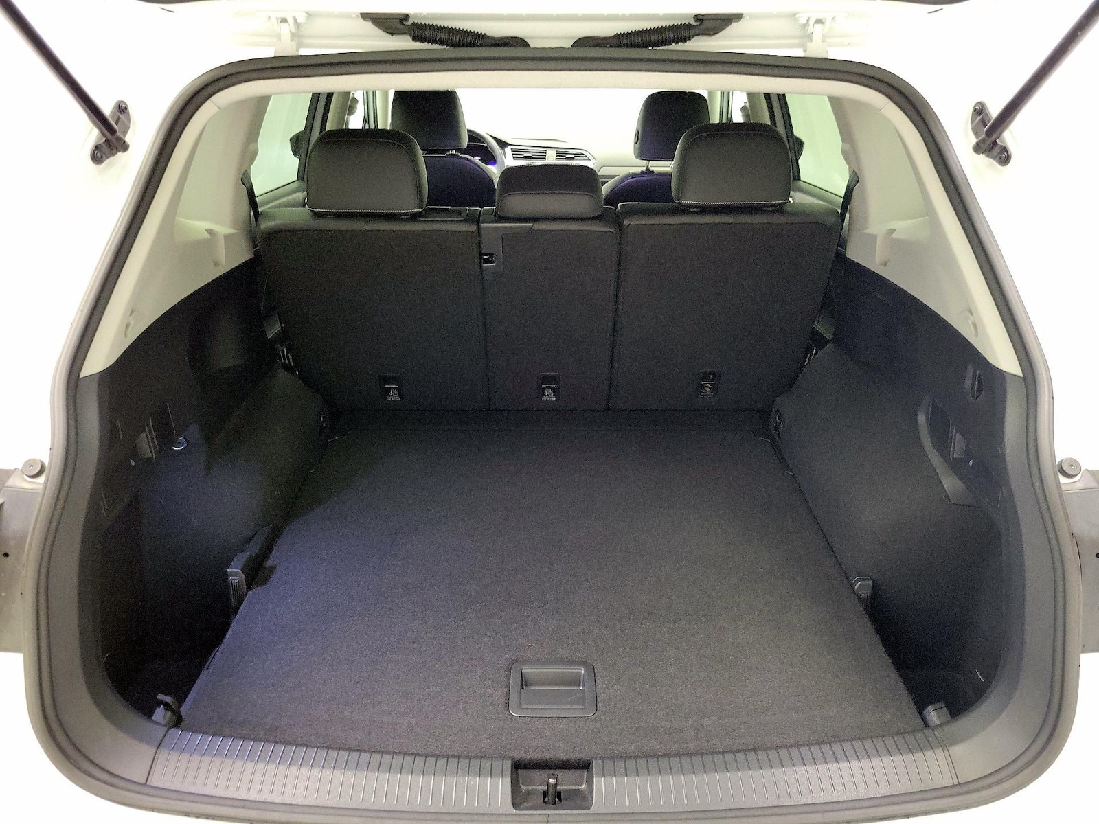 2024 Volkswagen Tiguan SE - Photo 21