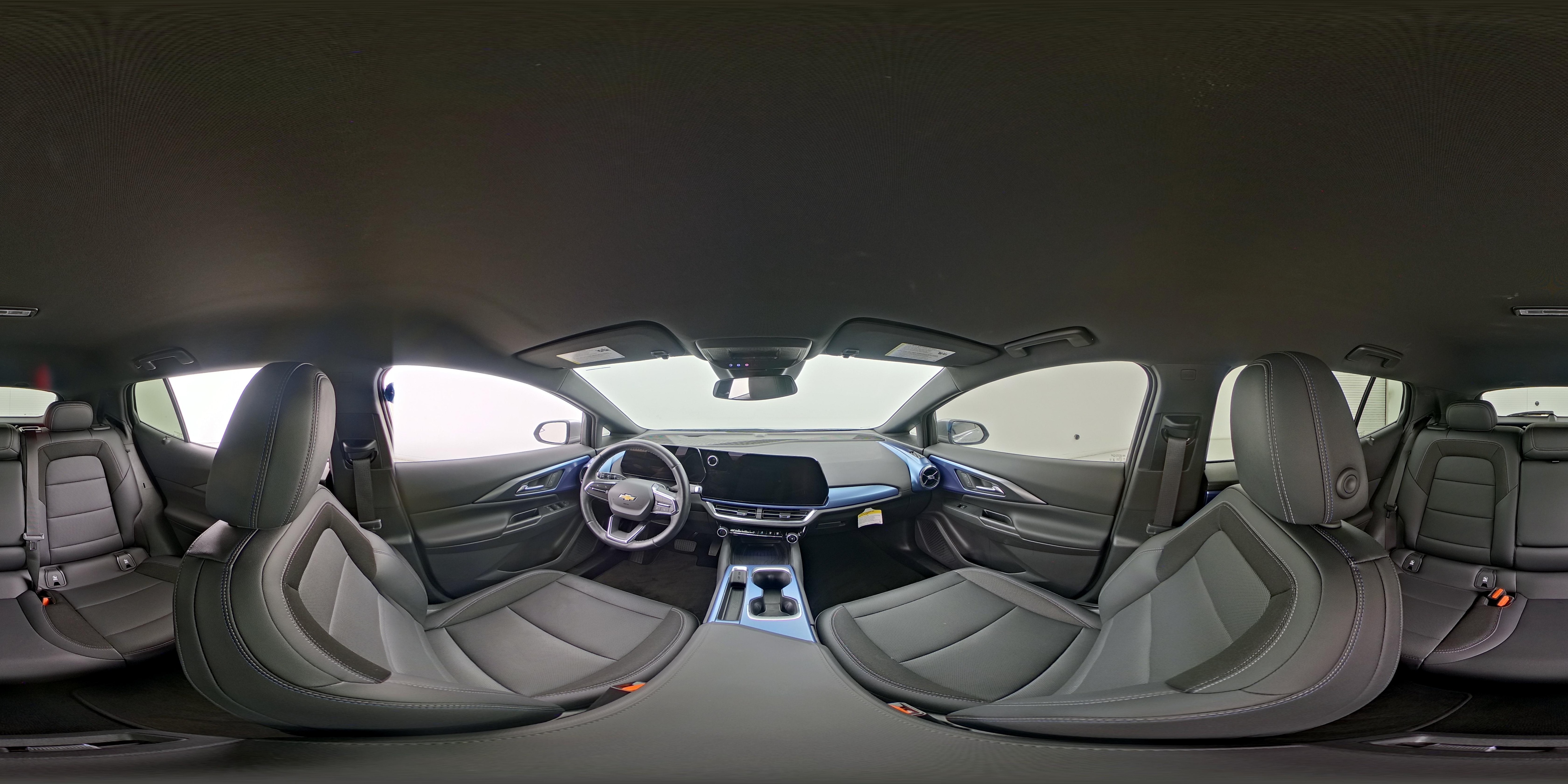 2024 Chevrolet Equinox EV LT - Photo 24