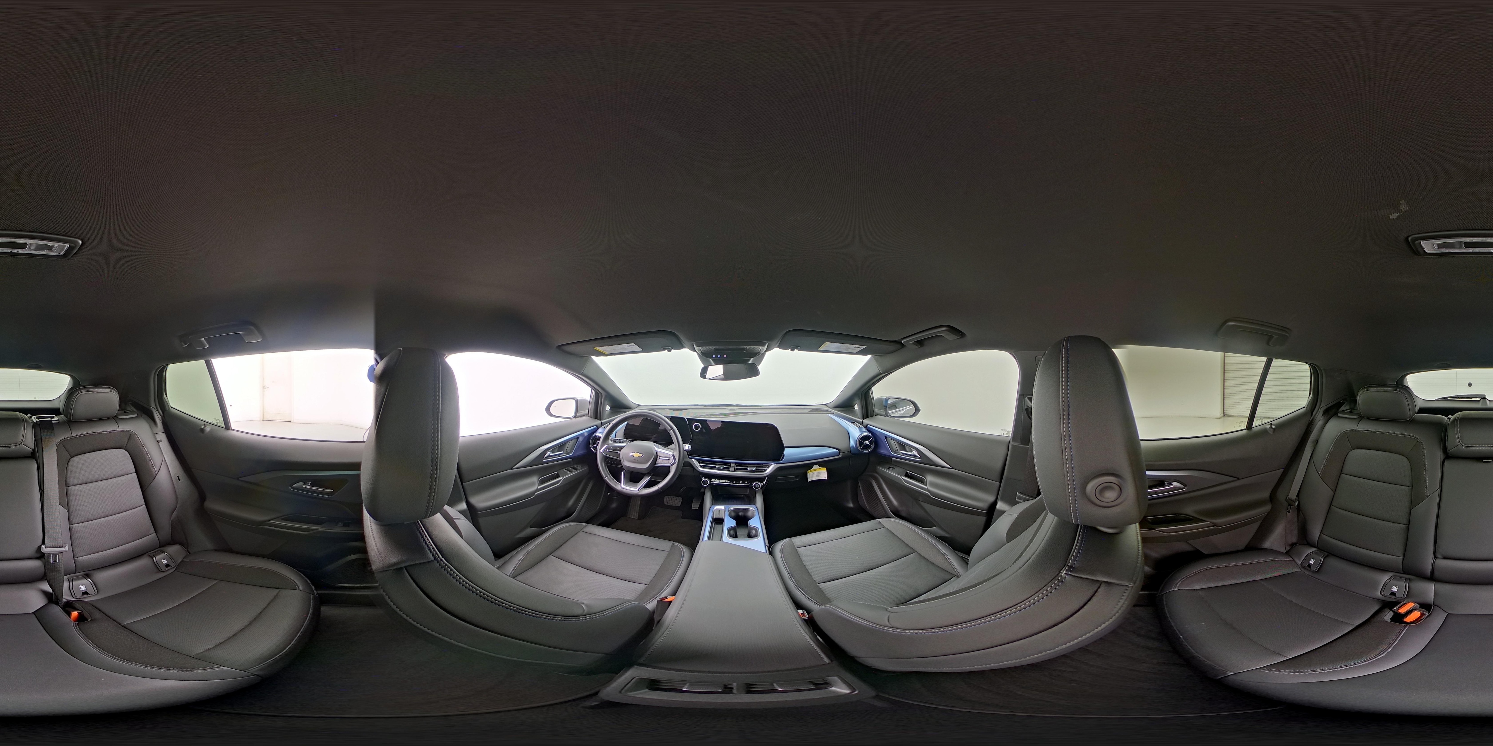 2024 Chevrolet Equinox EV LT - Photo 25