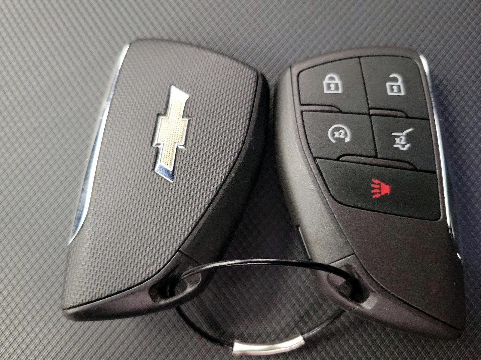 2024 Chevrolet Equinox EV LT - Photo 23