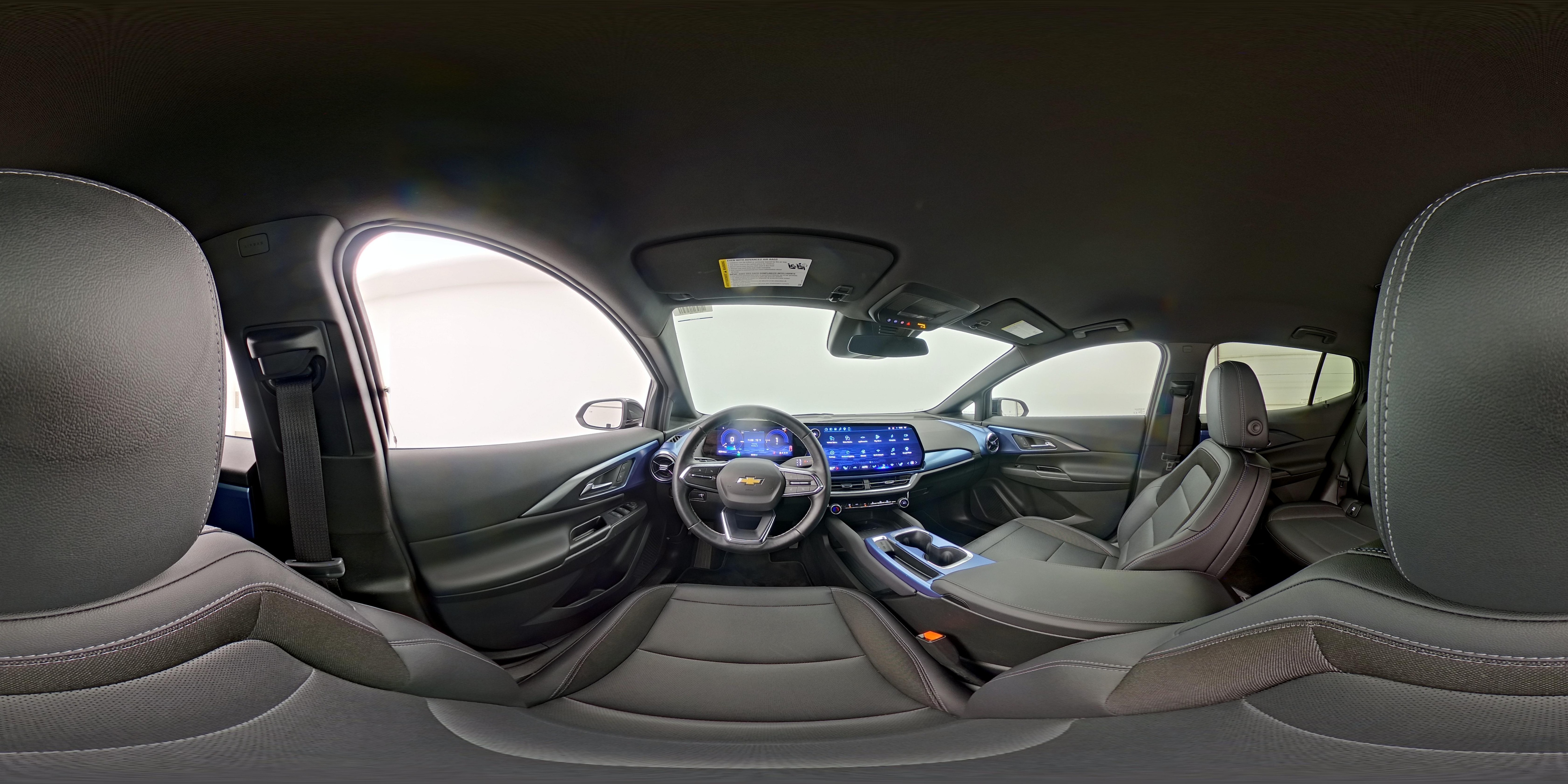 2025 Chevrolet Equinox EV LT - Photo 26