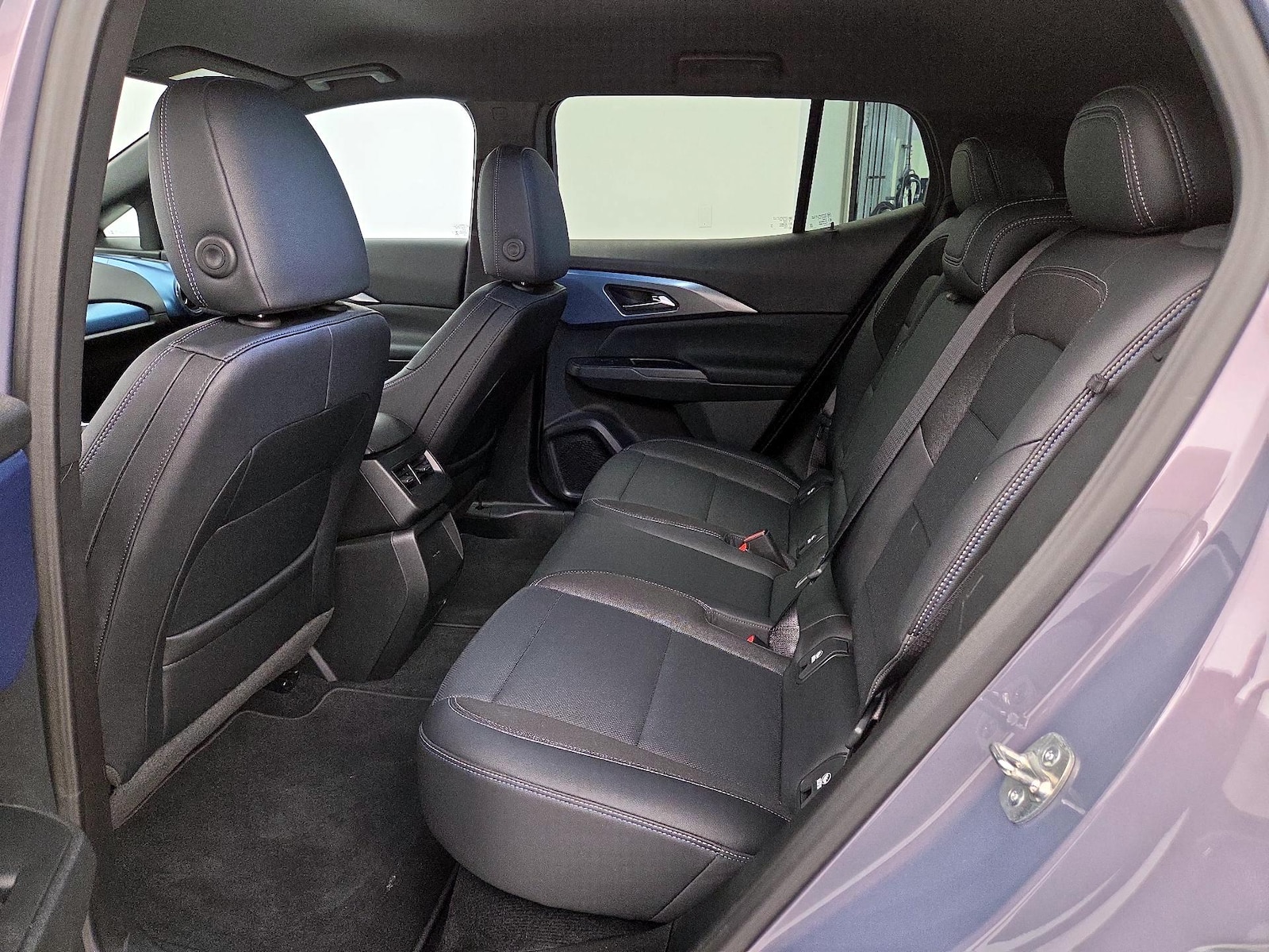 2025 Chevrolet Equinox EV LT - Photo 20