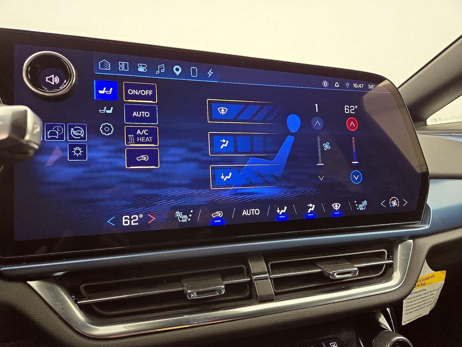 2024 Chevrolet Equinox EV LT - Photo 17