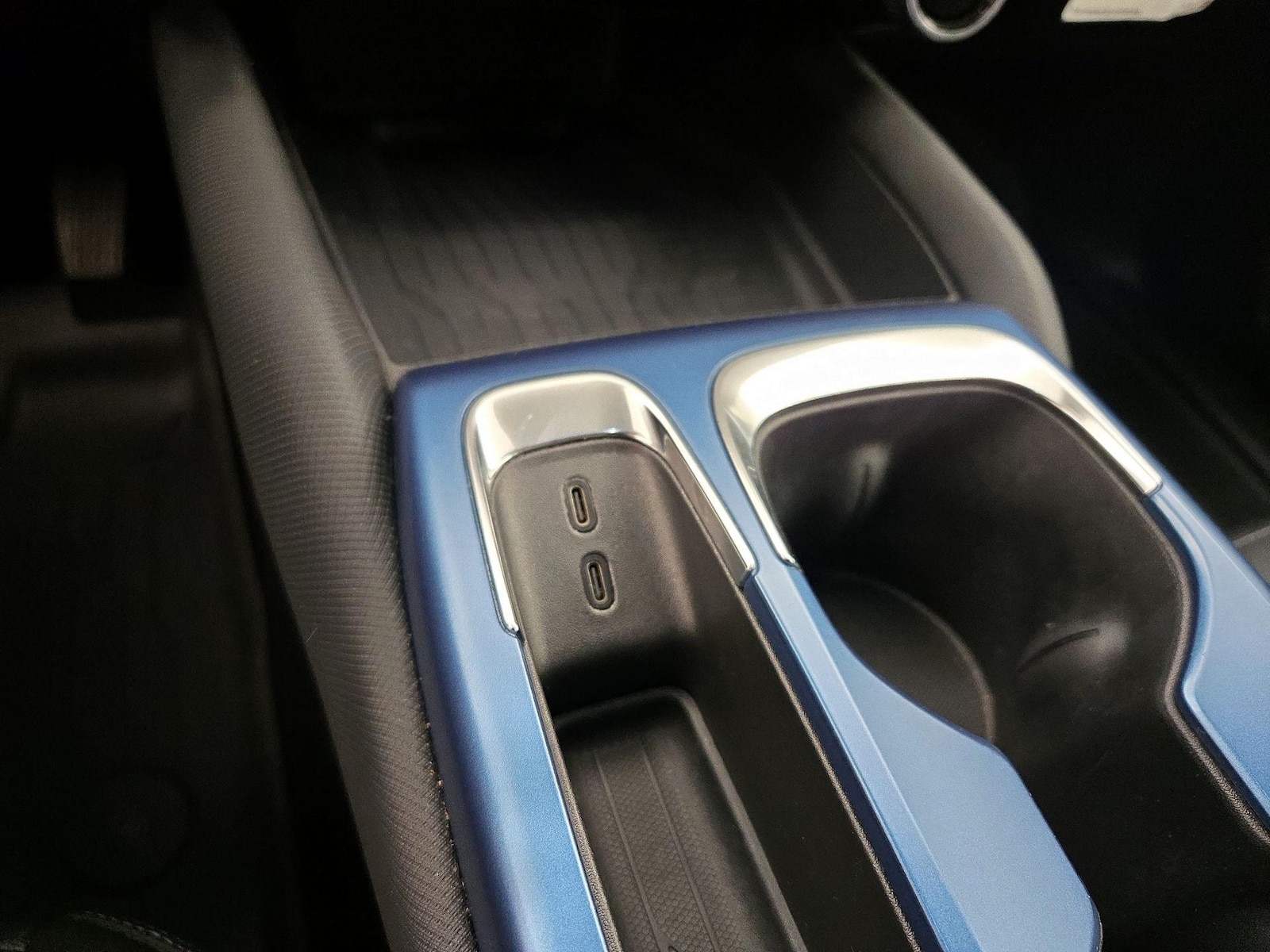 2024 Chevrolet Equinox EV LT - Photo 19