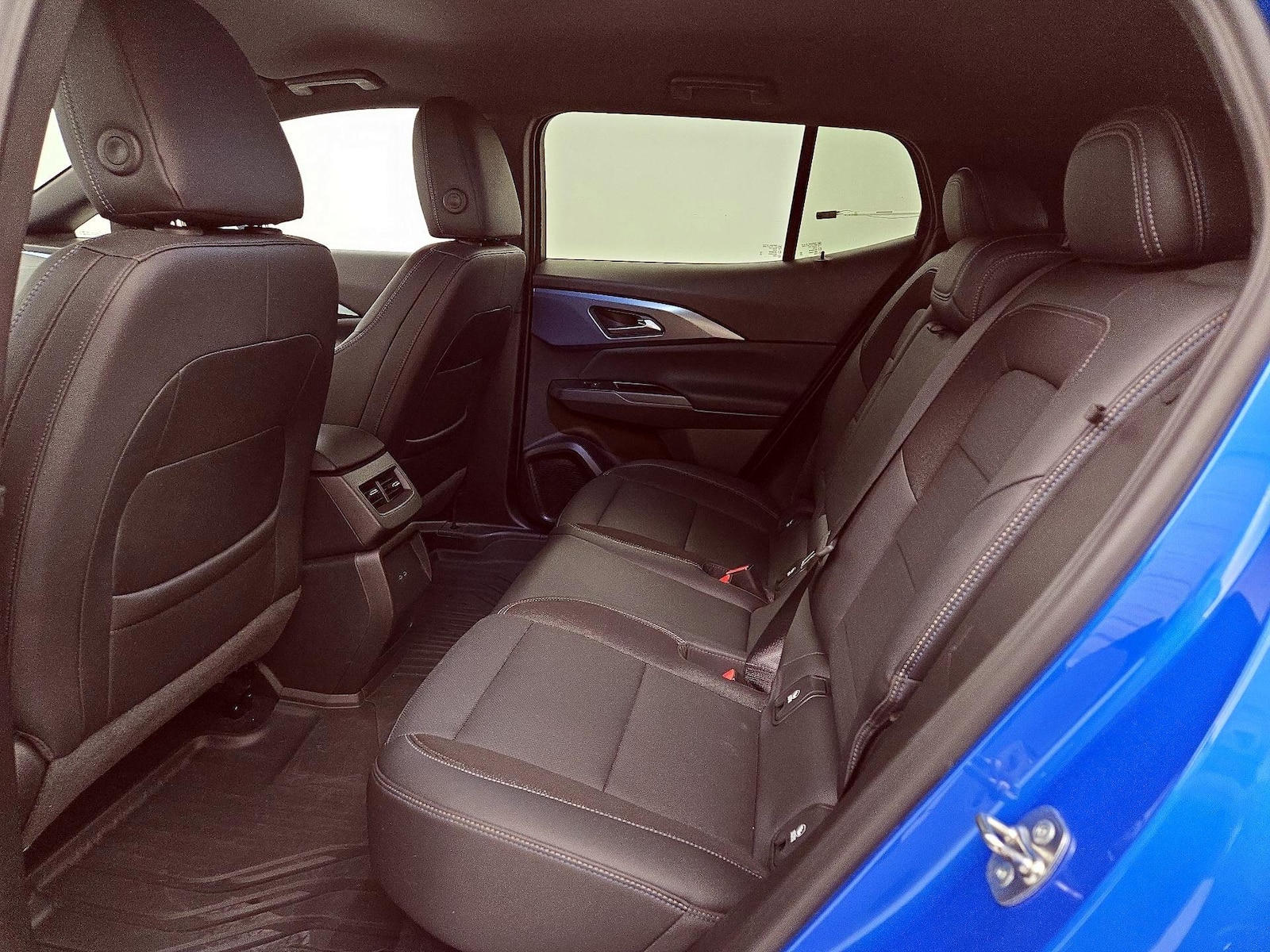 2024 Chevrolet Equinox EV LT - Photo 20