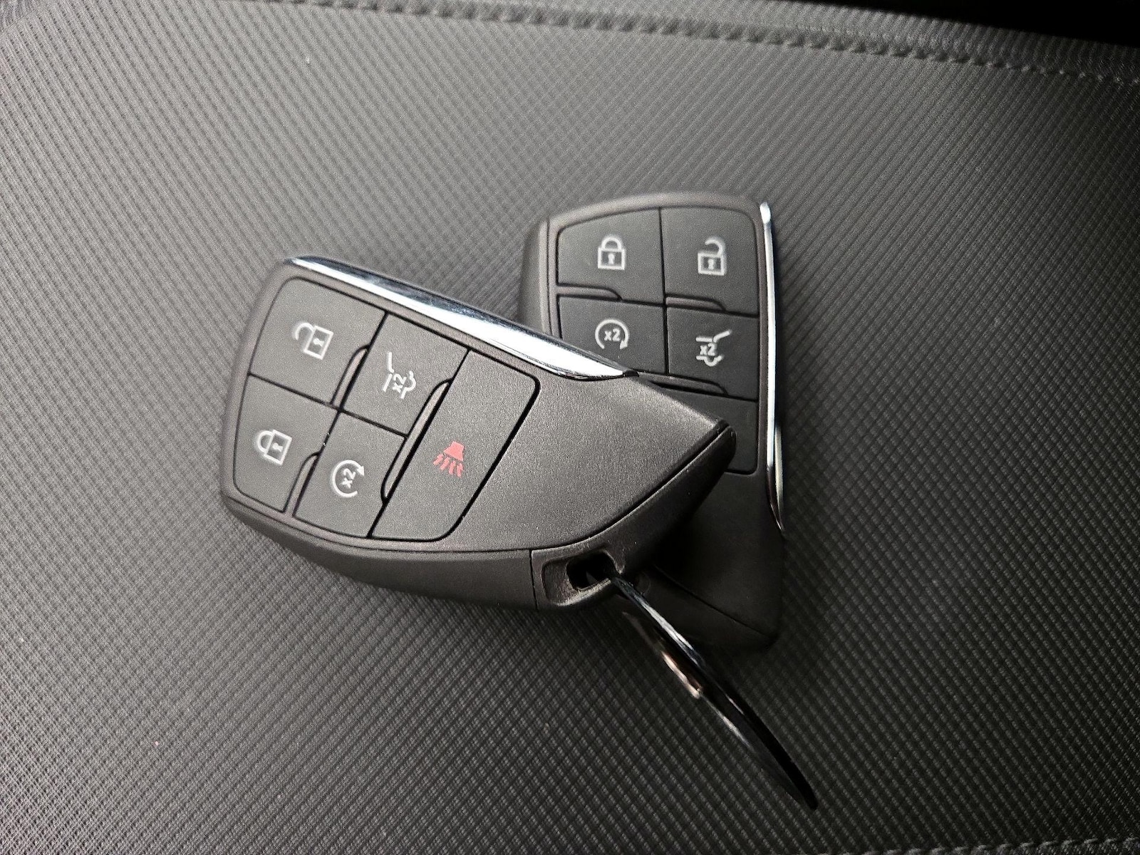 2024 Chevrolet Equinox EV LT - Photo 23