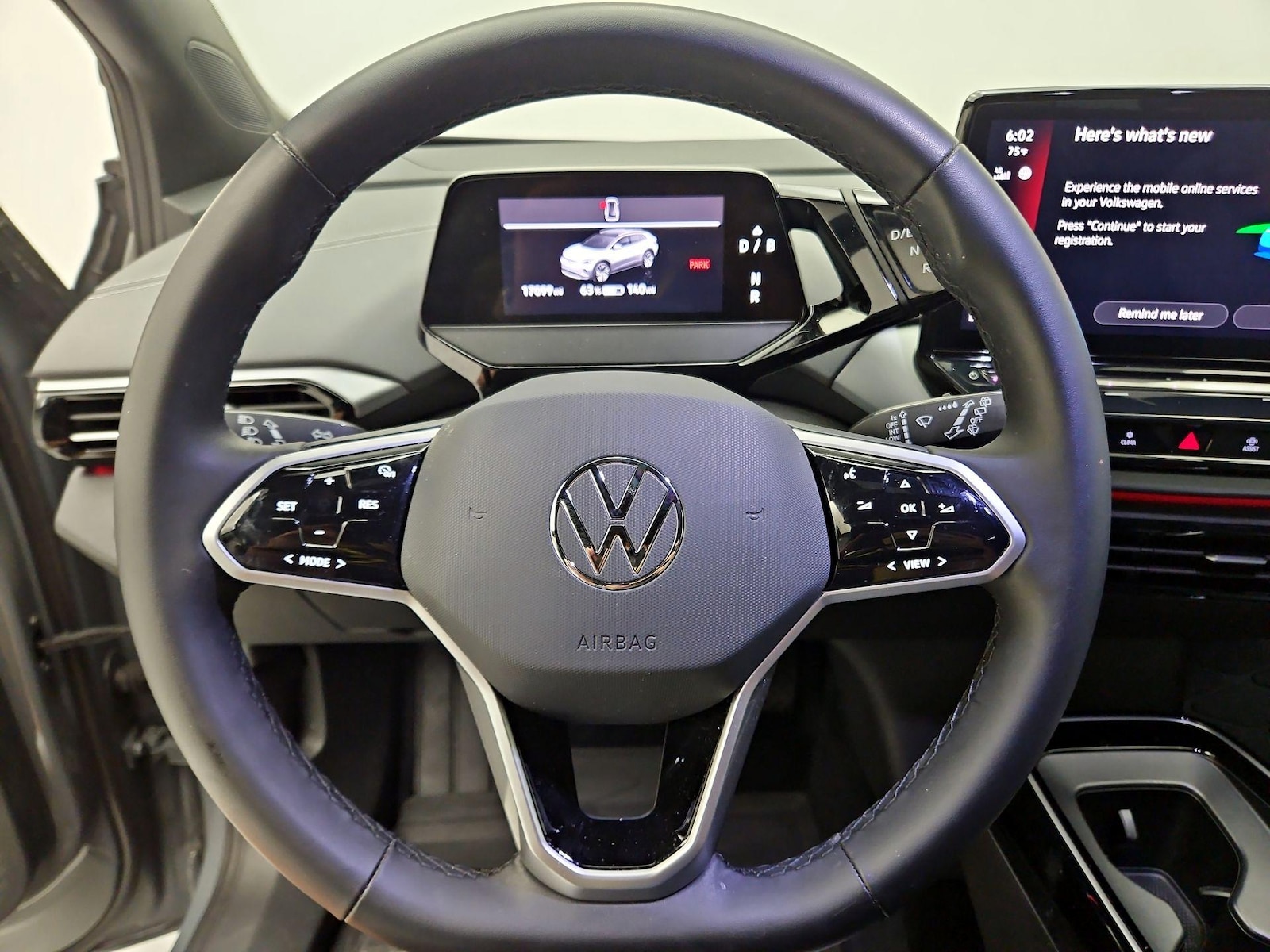 2024 Volkswagen ID.4 STANDARD - Photo 11