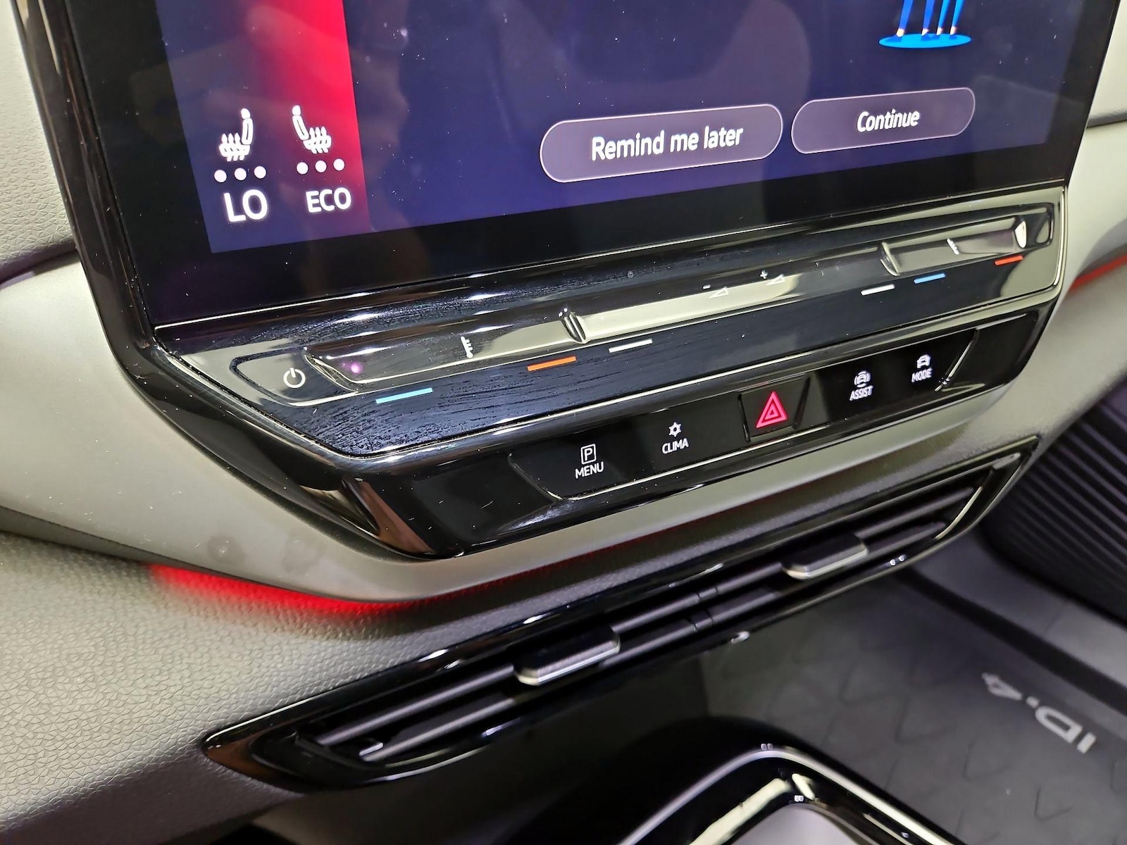 2024 Volkswagen ID.4 STANDARD - Photo 18