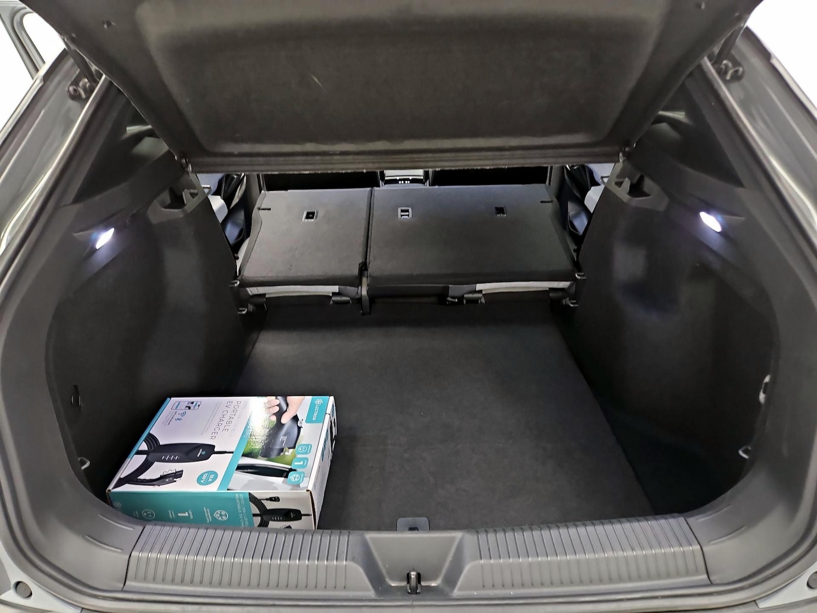 2024 Volkswagen ID.4 STANDARD - Photo 23