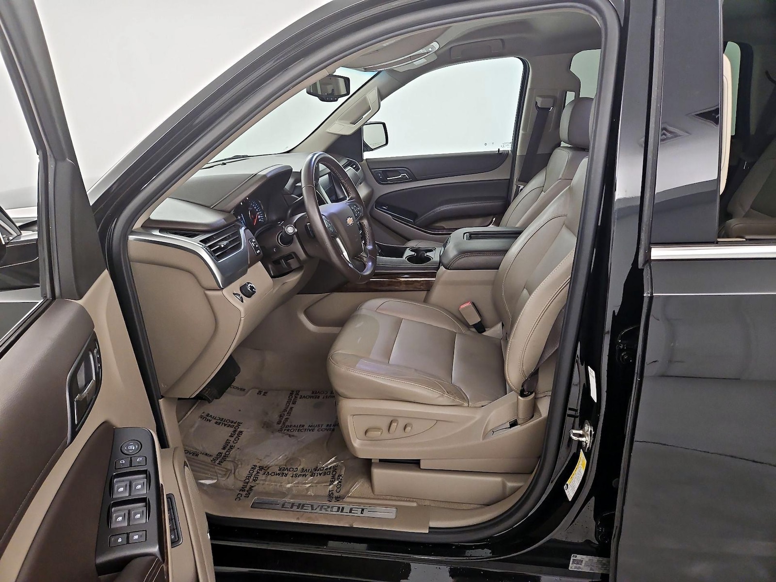 2019 Chevrolet Tahoe LT - Photo 12