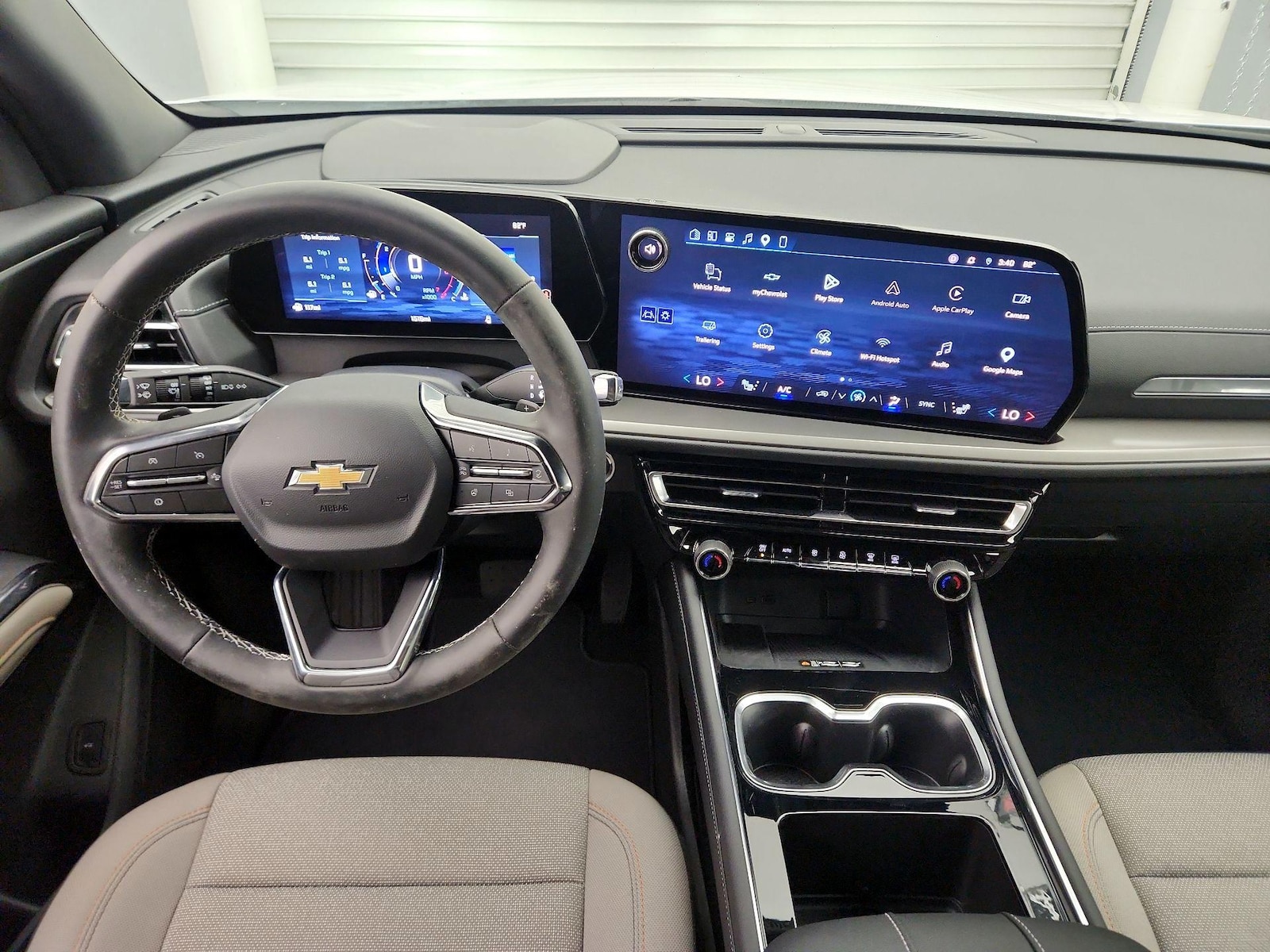 2026 Chevrolet Traverse LT - Photo 10