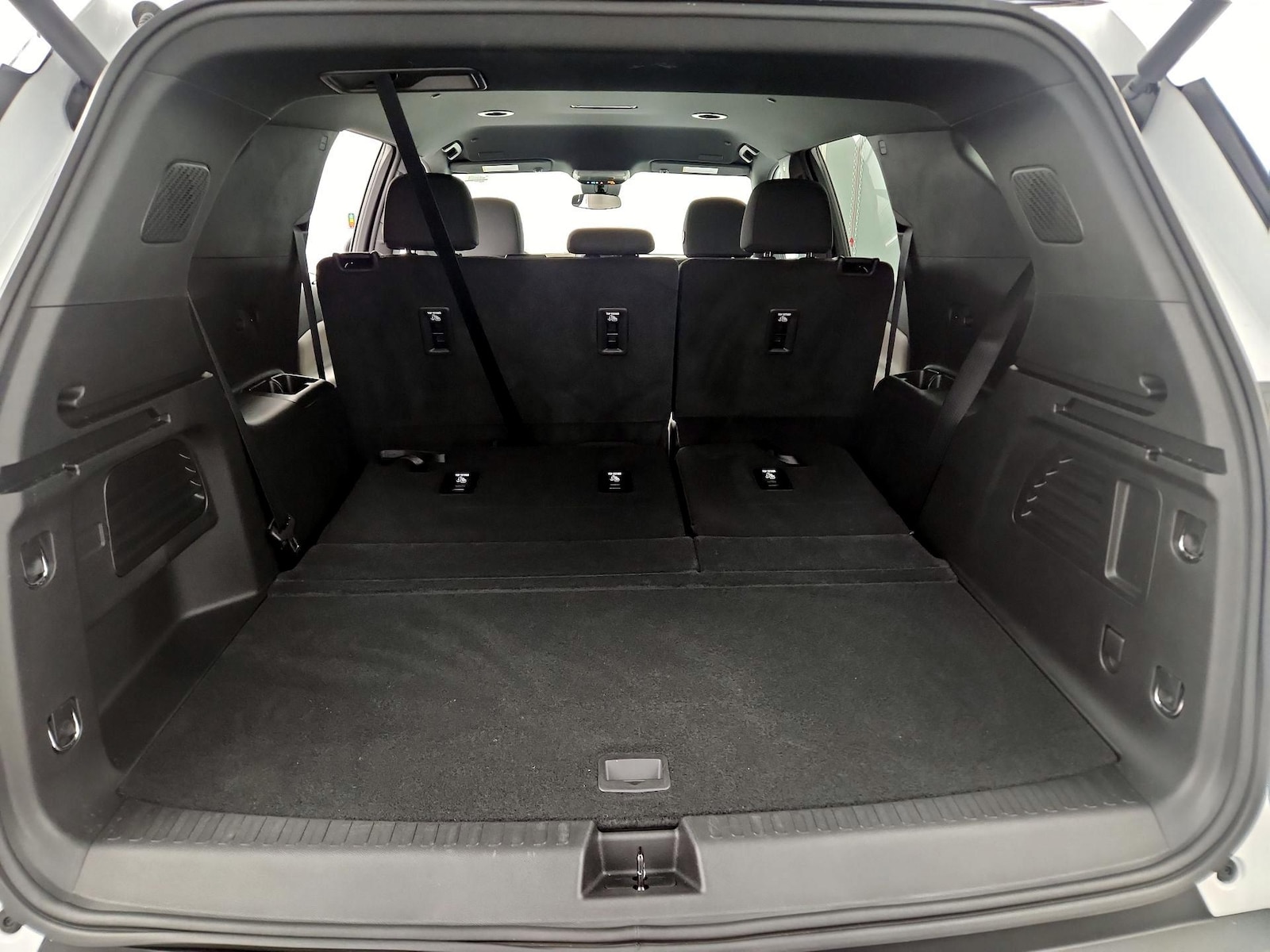 2026 Chevrolet Traverse LT - Photo 21